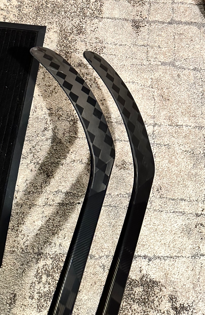 NEW! 2 Pack! 2x 70 Flex RH CCM Super Tacks ASV Pro sticks SidelineSwap