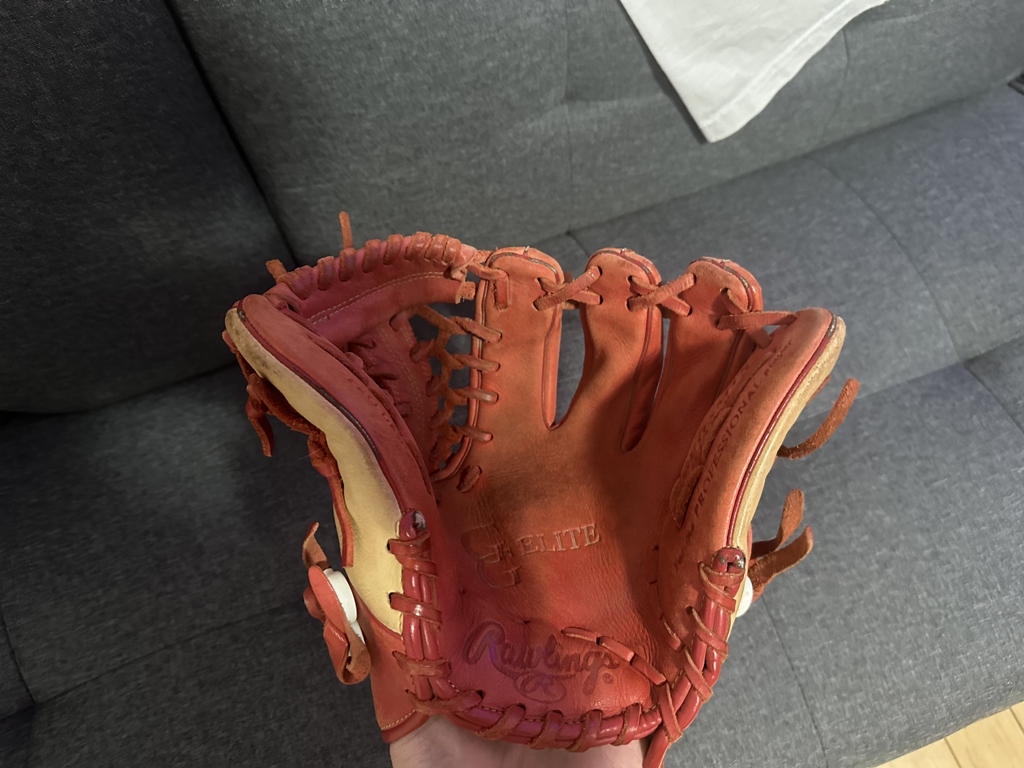 Used Rawlings All Red Gg Elite Pitcher/Infield Glove SidelineSwap