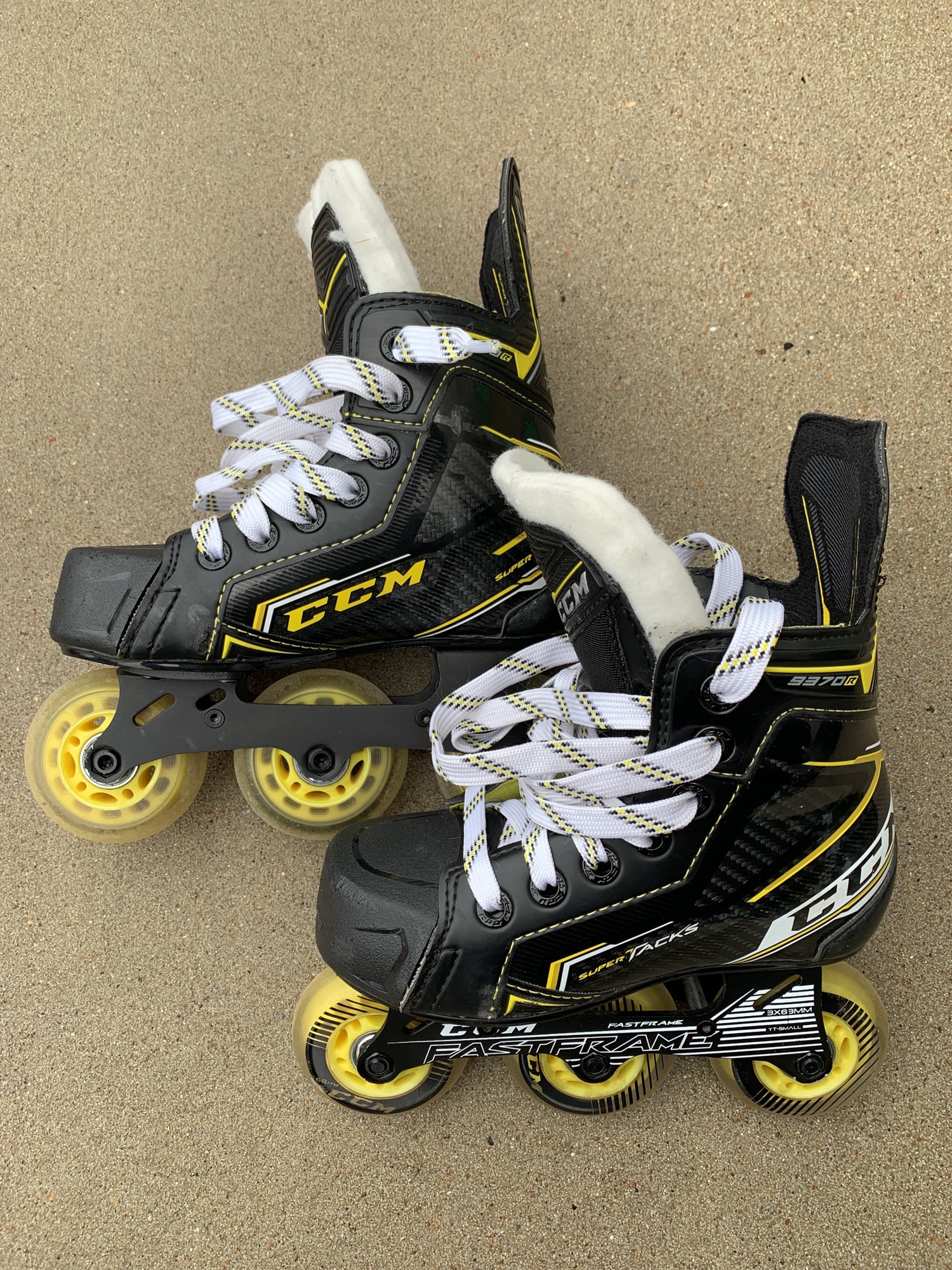 Used CCM 9370R Inline Skates D&R (Regular) 11.0 SidelineSwap
