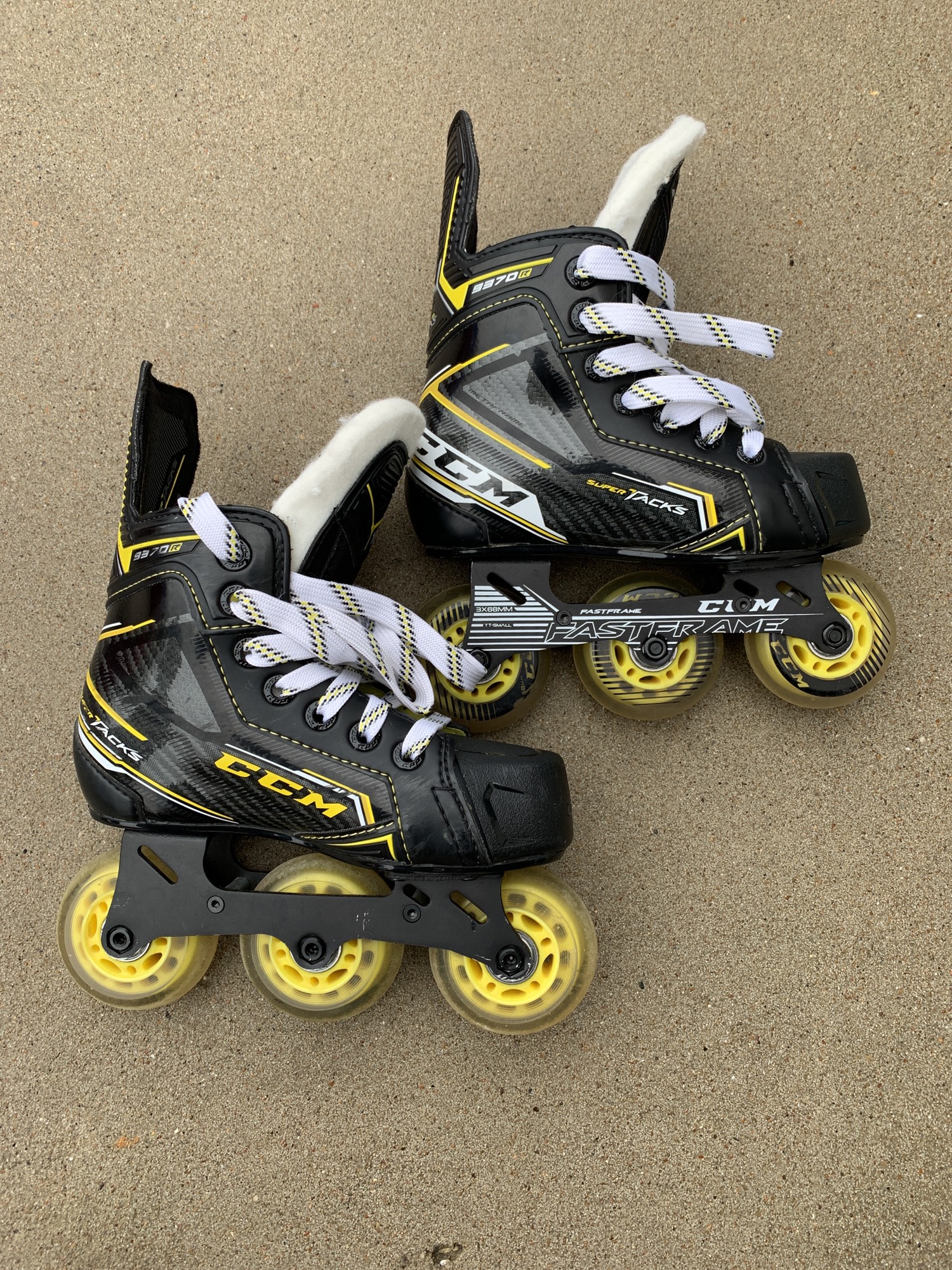 Used CCM 9370R Inline Skates D&R (Regular) 11.0 SidelineSwap