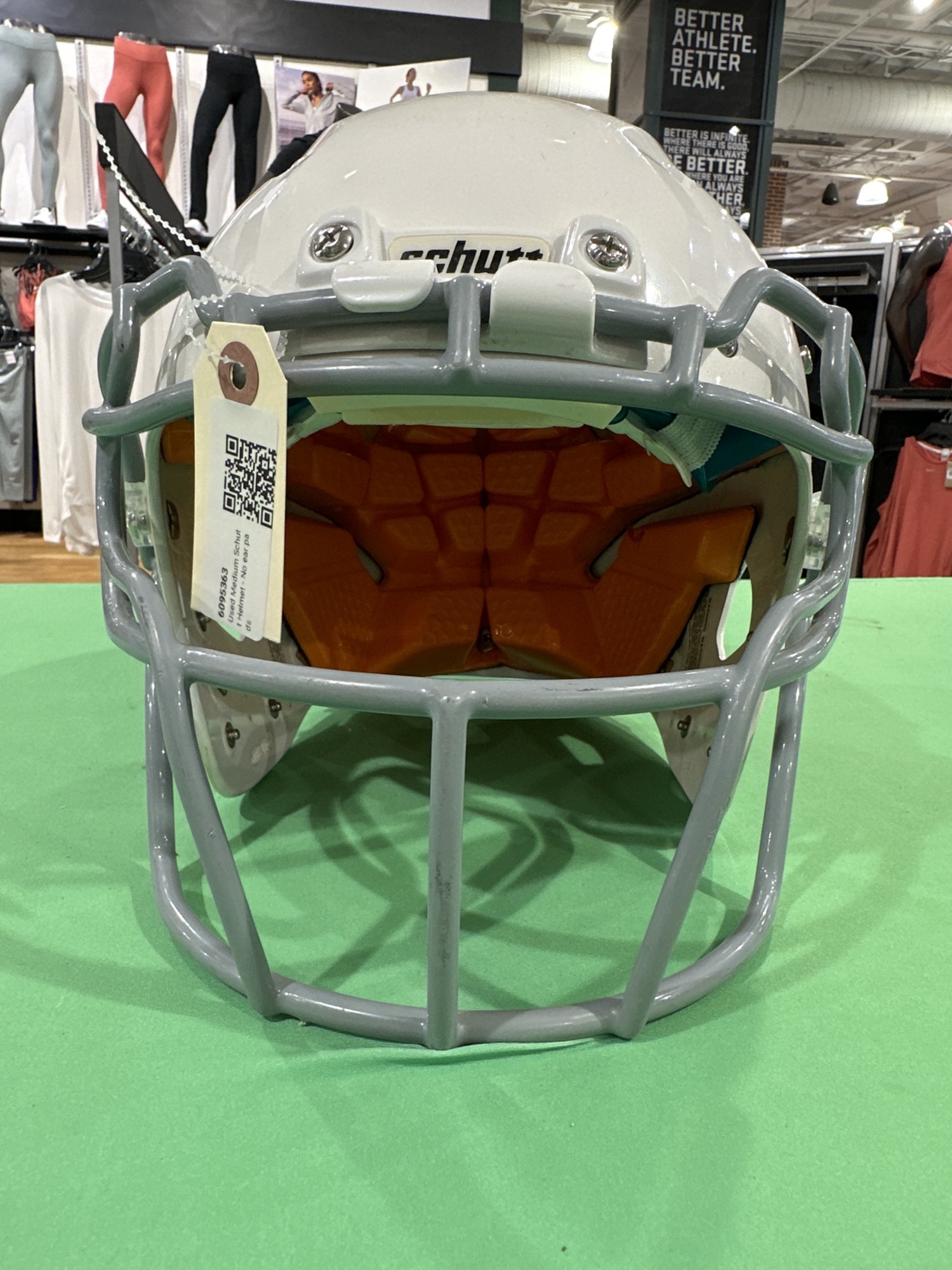 Used Medium Schutt Helmet No ear pads SidelineSwap