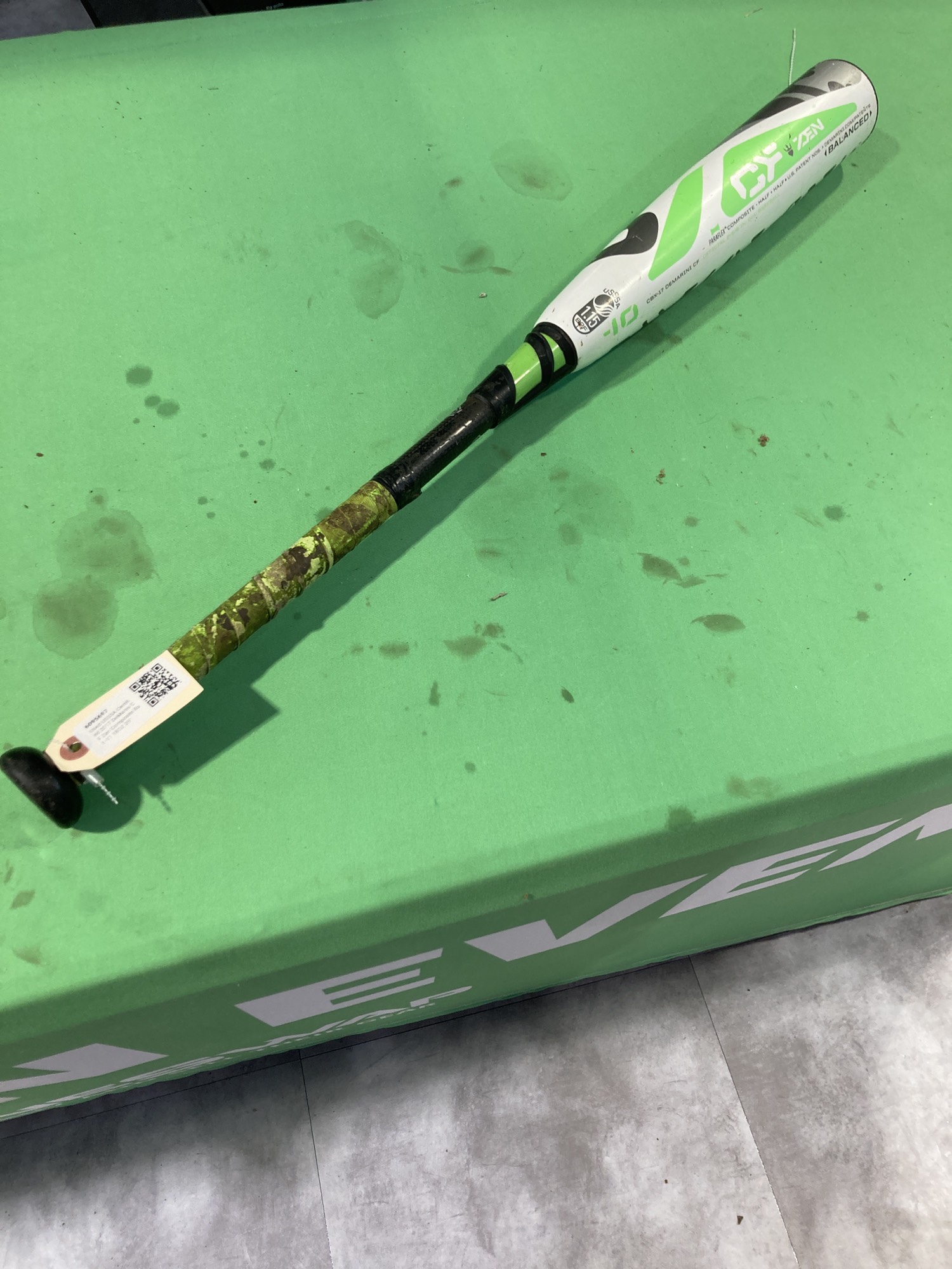 Used USSSA Certified 2017 DeMarini CF Zen Composite Bat 10 18OZ 29