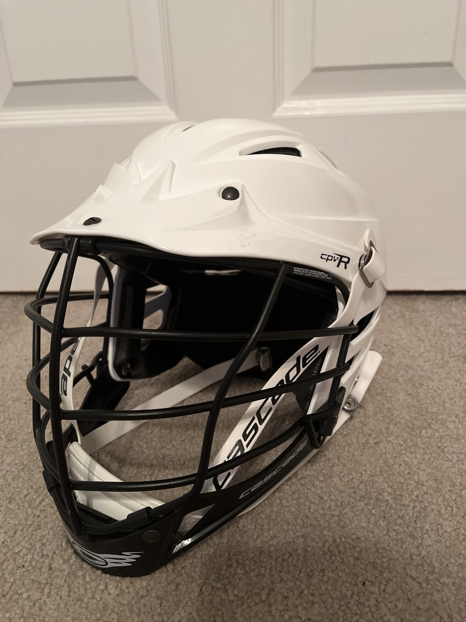 Player's Cascade CPVR Helmet Used One Time SidelineSwap