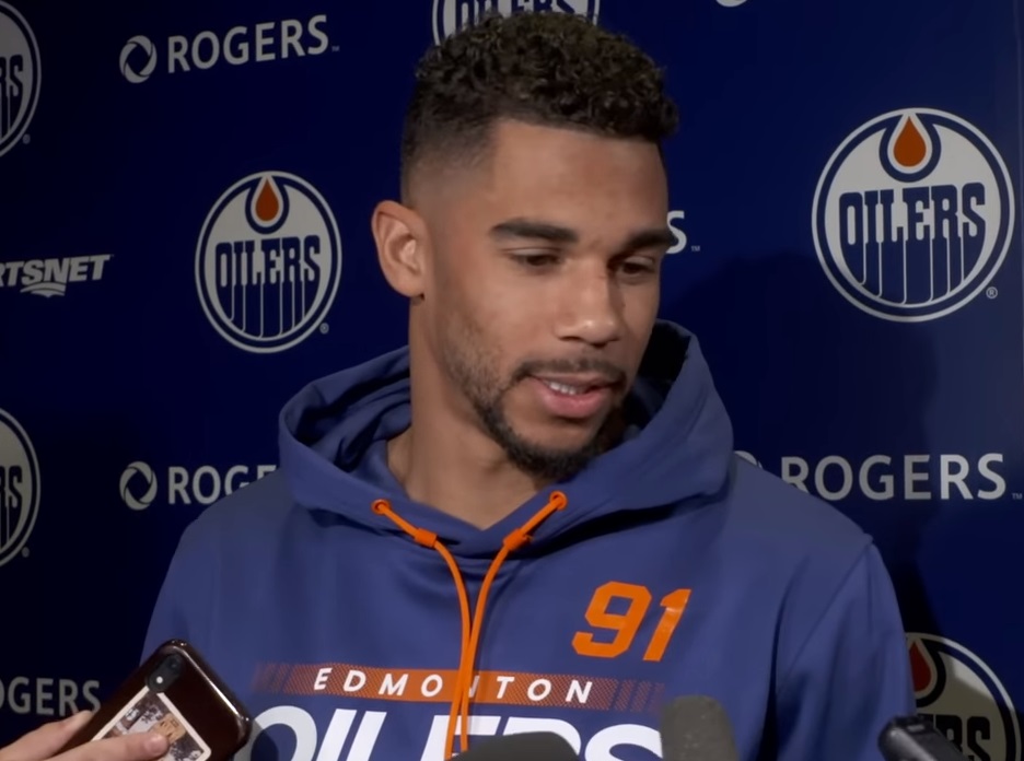 Leon Draisaitl Edmonton Oilers Fanatics Authentic Pro Hoodie Sweatshirt