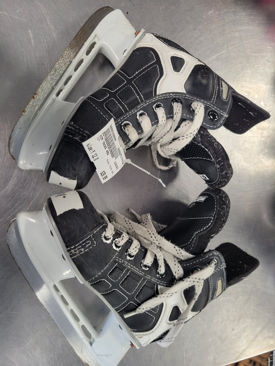 Used Ccm Tacks 492 Youth 12.0 Ice Hockey Skates SidelineSwap