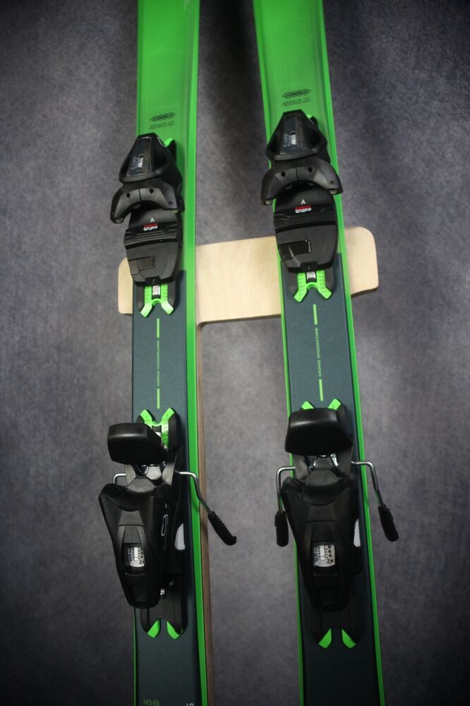 NEW ELAN EXPLORE 6 SKIS SIZE 168 CM WITH ELAN BINDINGS SidelineSwap