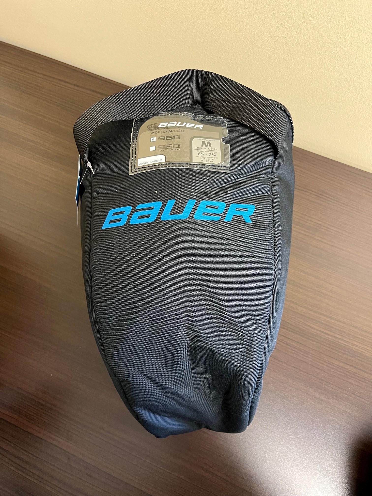 New Bauer 960 Goalie Mask with white Cat Eye Cage SidelineSwap