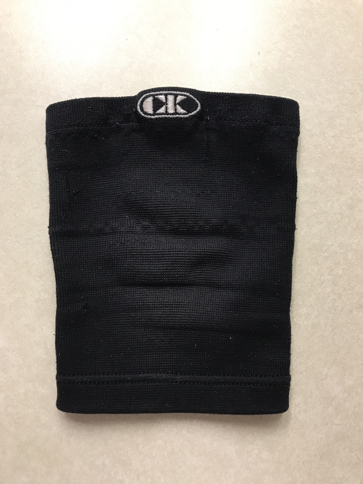 Used Cliff Keen Adult Single Leg Shooting Knee Sleeve SidelineSwap