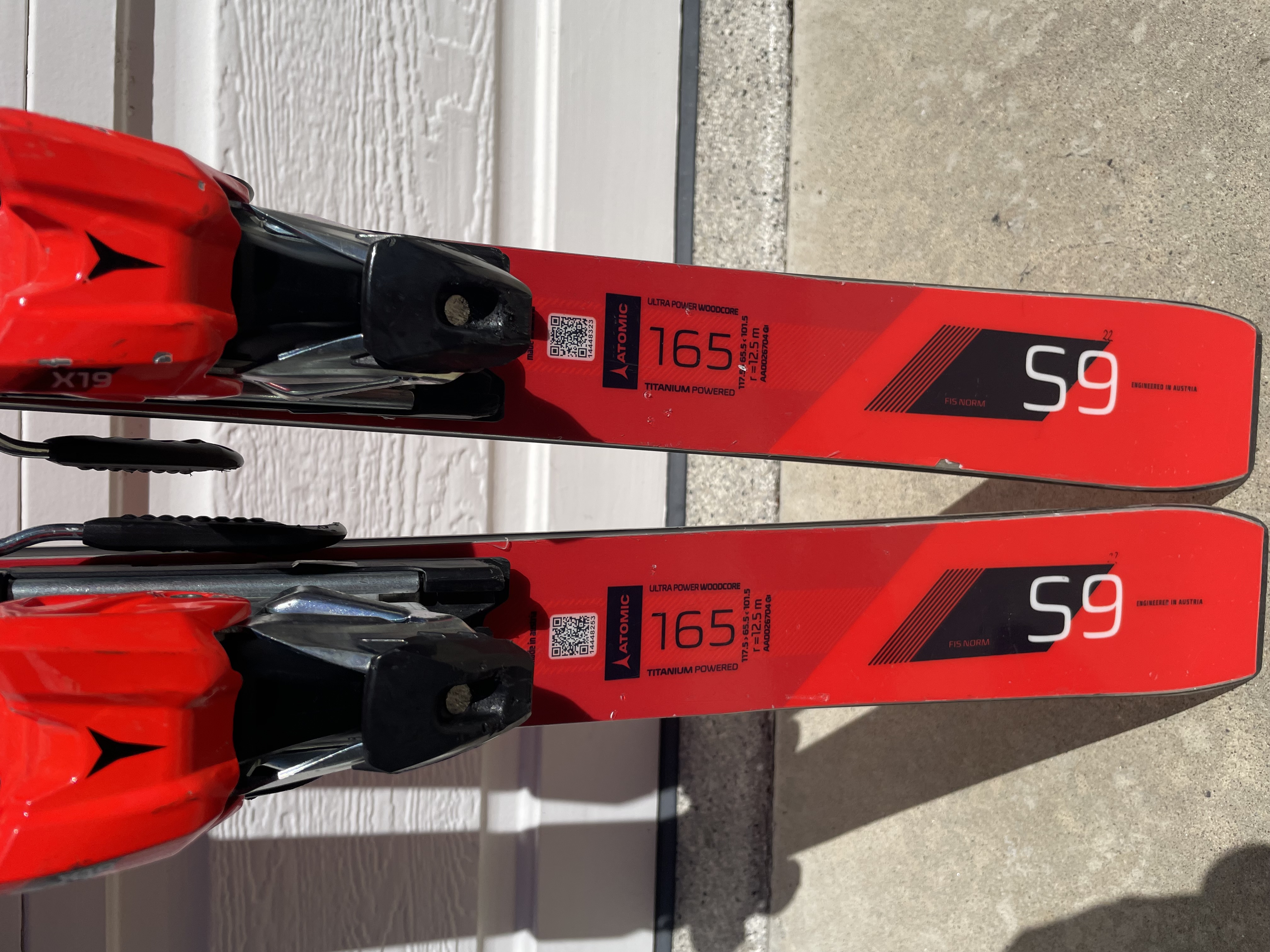 Used Atomic 165 cm Redster FIS SL Skis With X19 Bindings