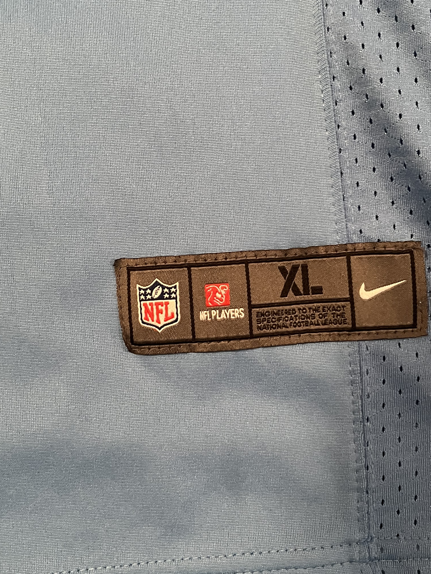 calvin johnson football cleats