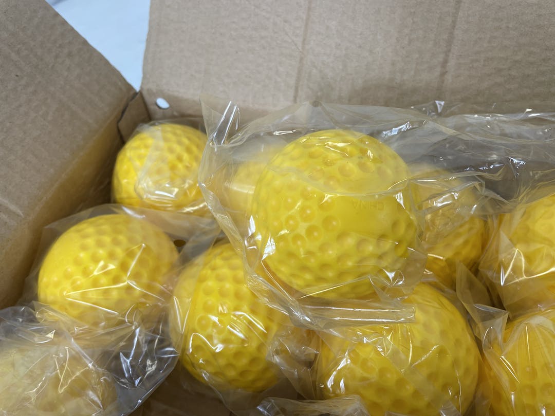 New Jugs Sting Free Yellow B1000 Dimple Balls Baseballs 9" Dozen SidelineSwap