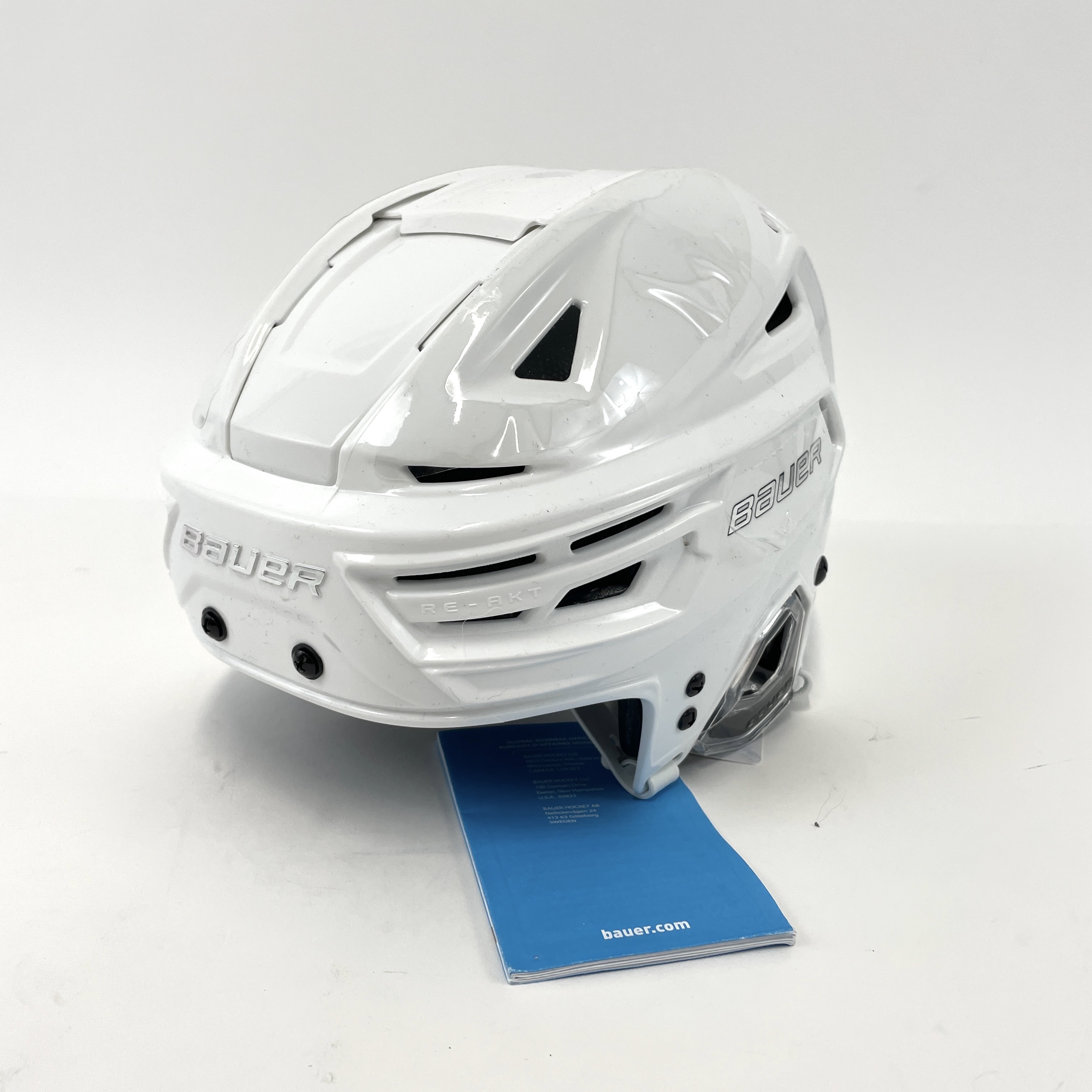 Brand New White Bauer ReAkt 150 Helmet Senior Large SidelineSwap