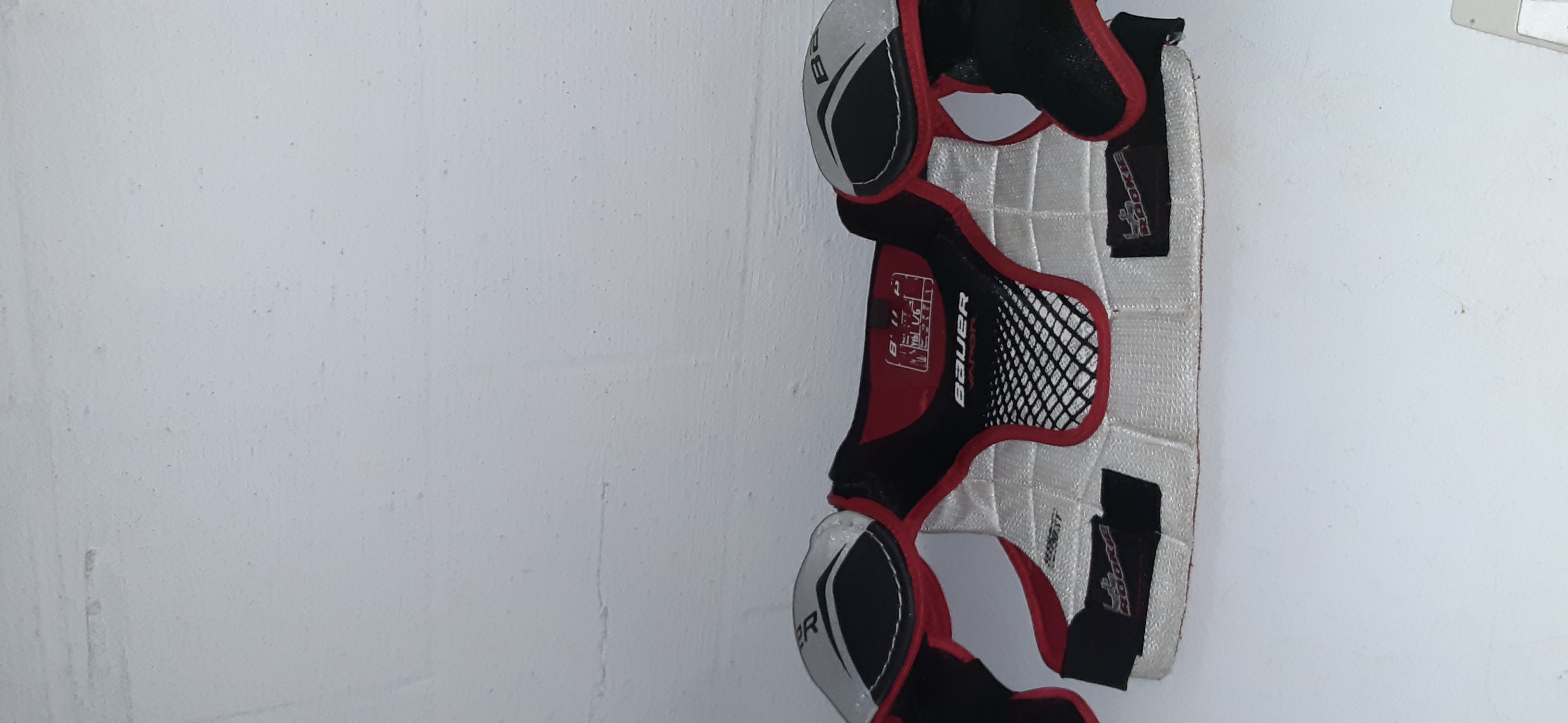 Youth Used Large Bauer Vapor Lil Rookie Shoulder Pads SidelineSwap