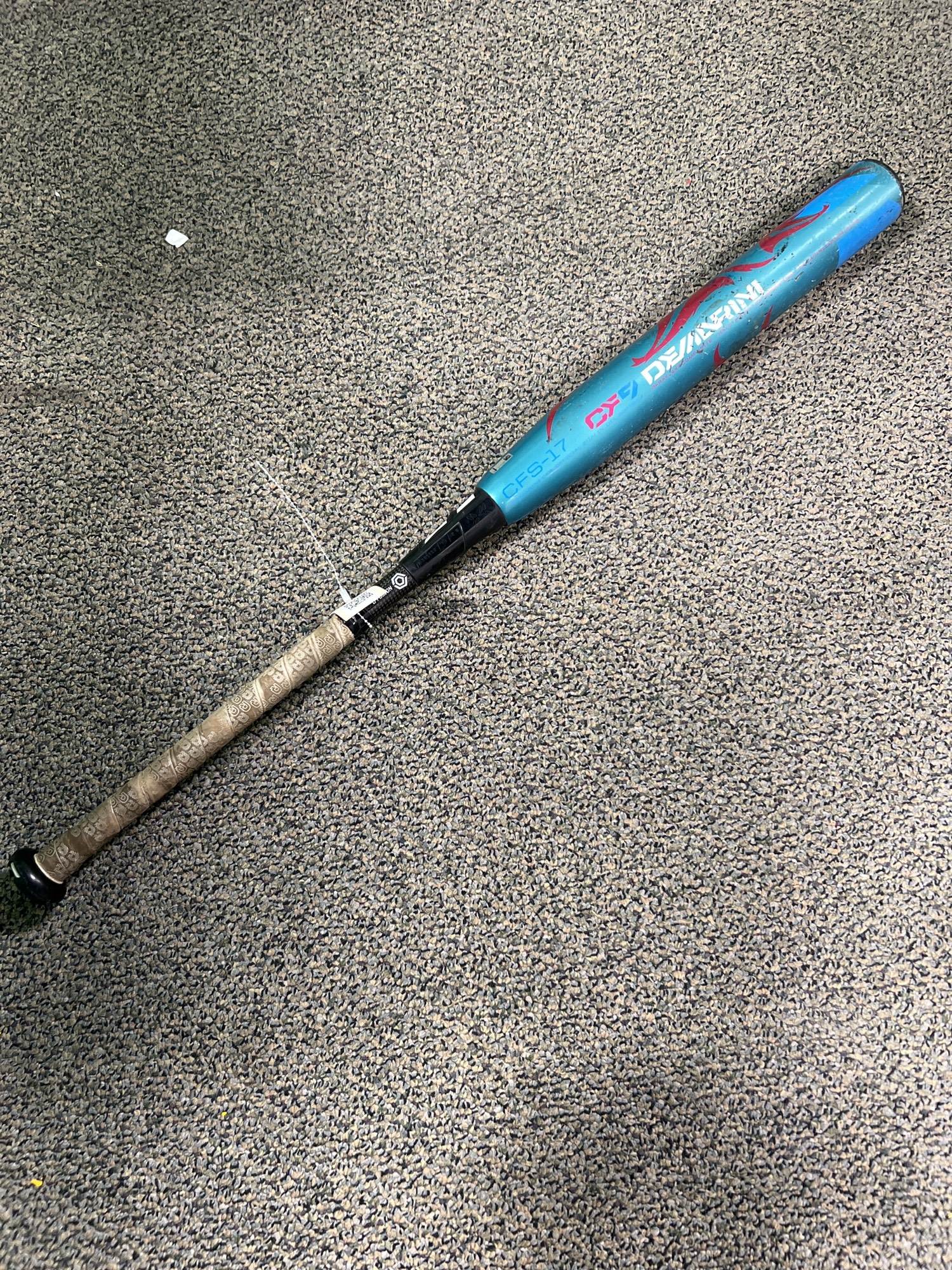 Used 2017 DeMarini CF9 “Sprite” Composite Bat 11 22OZ 33" SidelineSwap