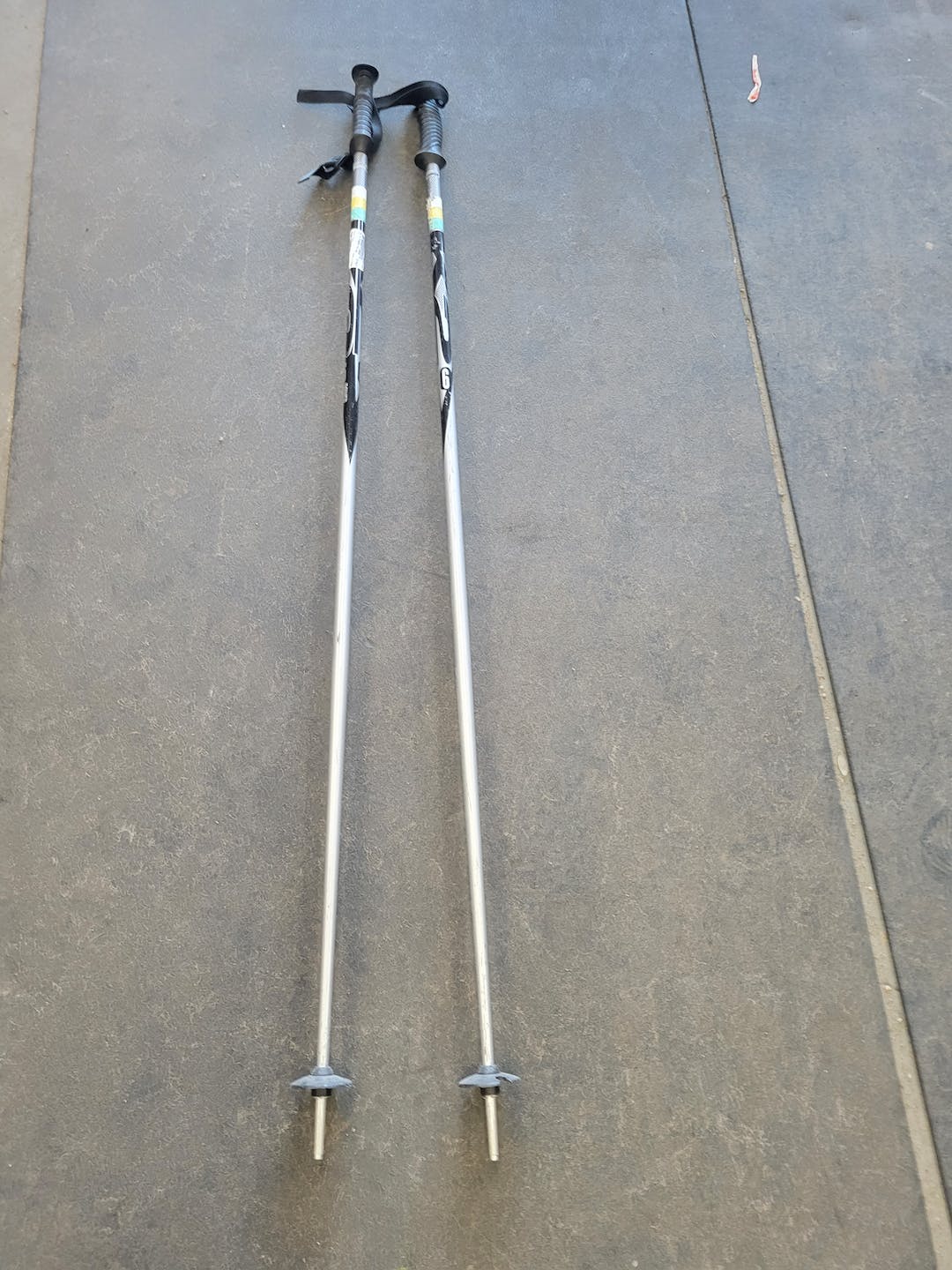 Used K2 6 Power 130 Cm 52 In Men's Downhill Ski Poles SidelineSwap