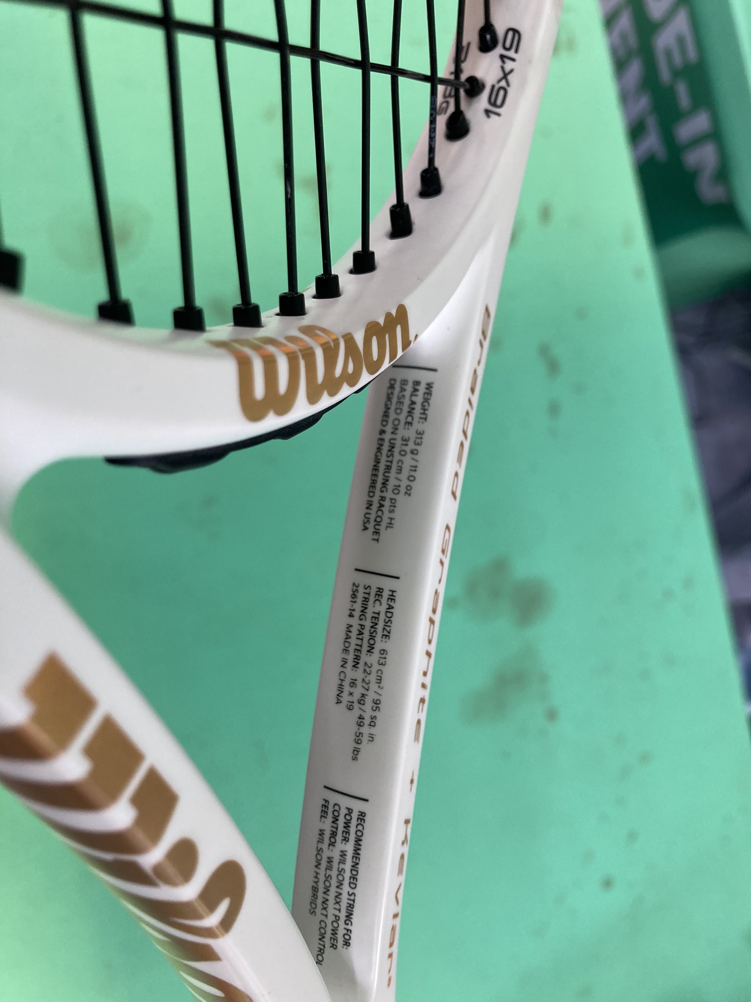 Used Unisex Wilson PRO STAFF Tennis Racquet SidelineSwap