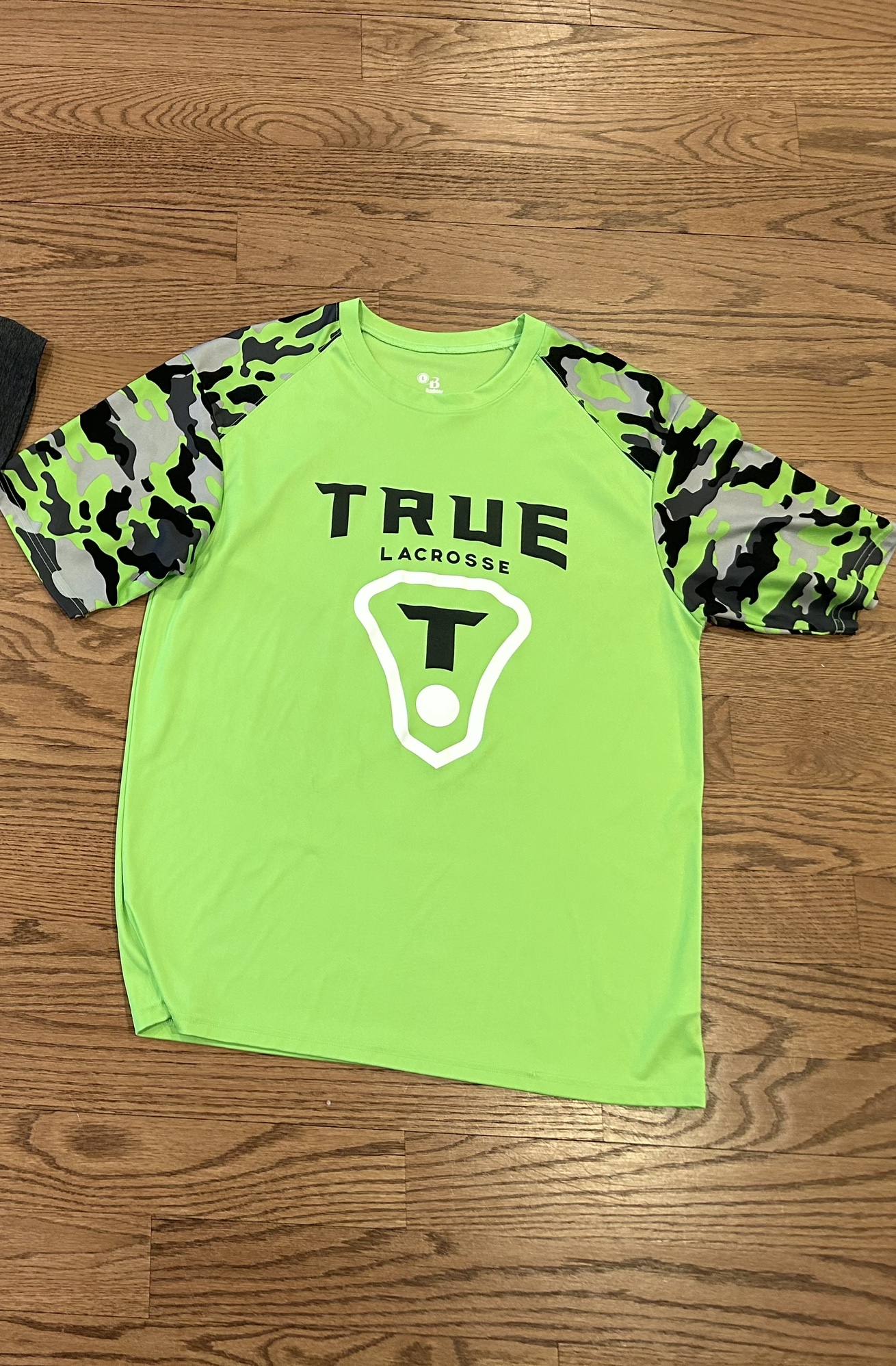 True lacrosse dry fit shirt. Men’s Large SidelineSwap