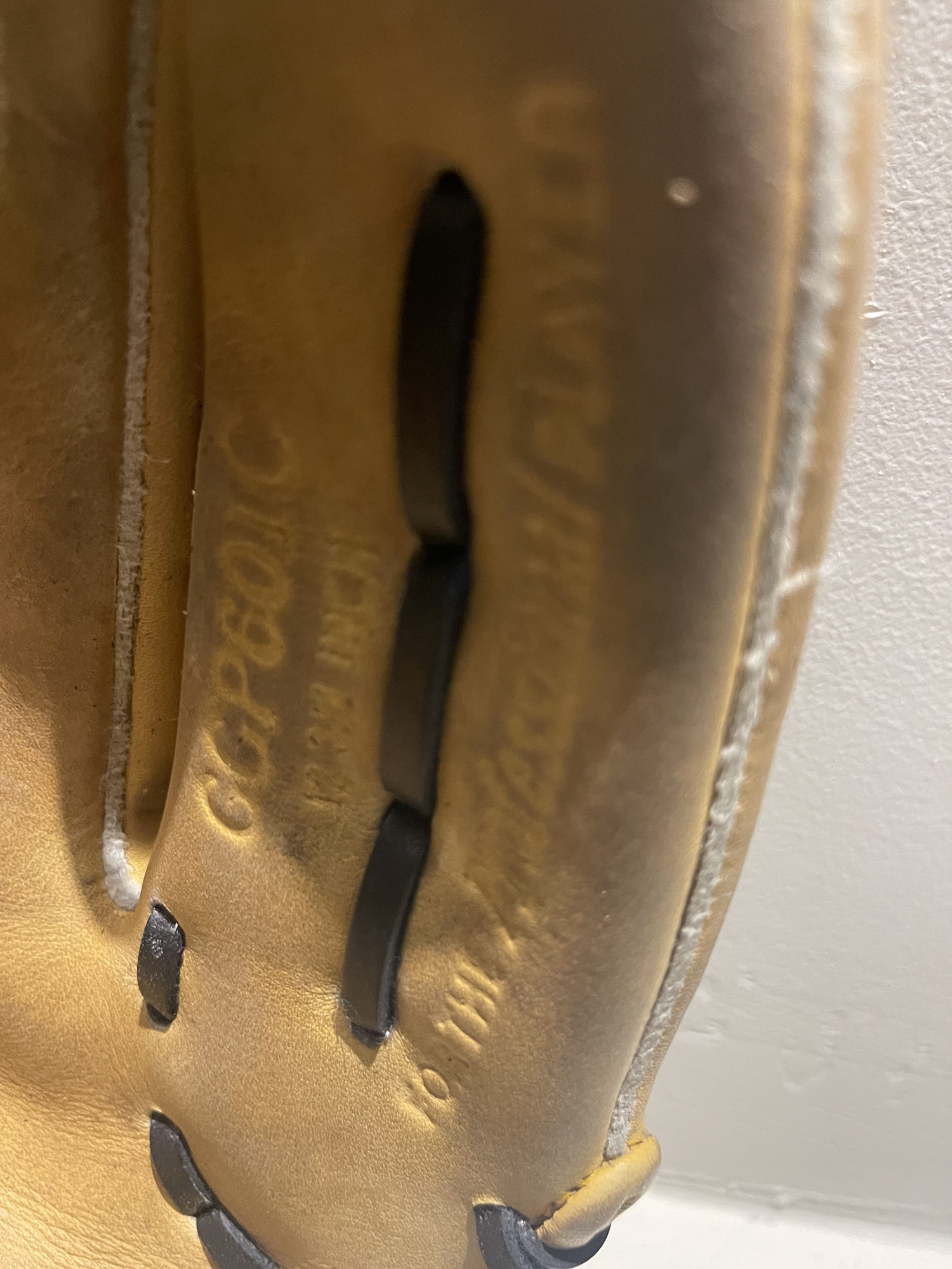 New Laces! RAWLINGS GOLD GLOVE 12.75 RHT TRAPEZE GGP601C Previous