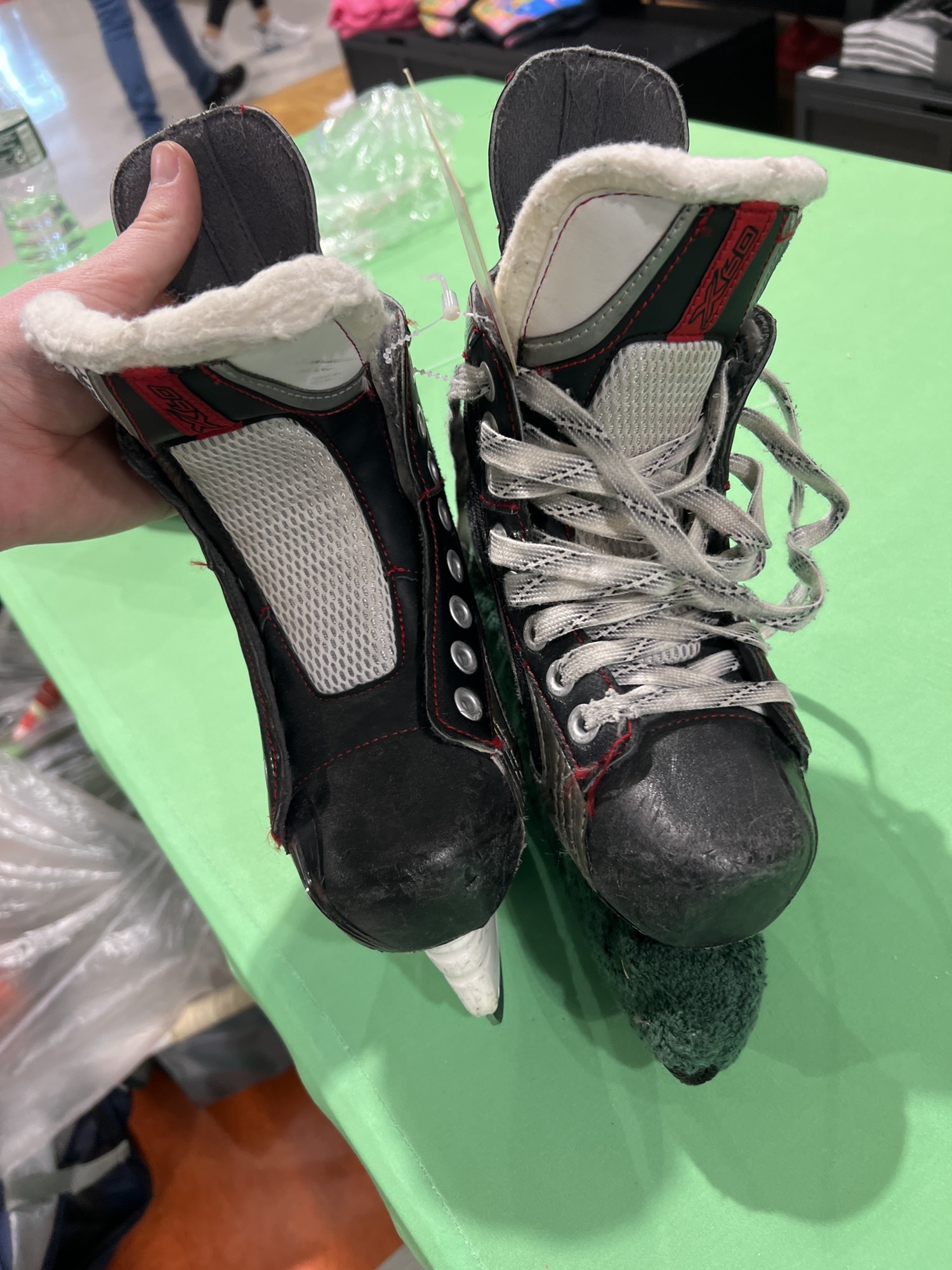 bauer vapor x600 junior skates