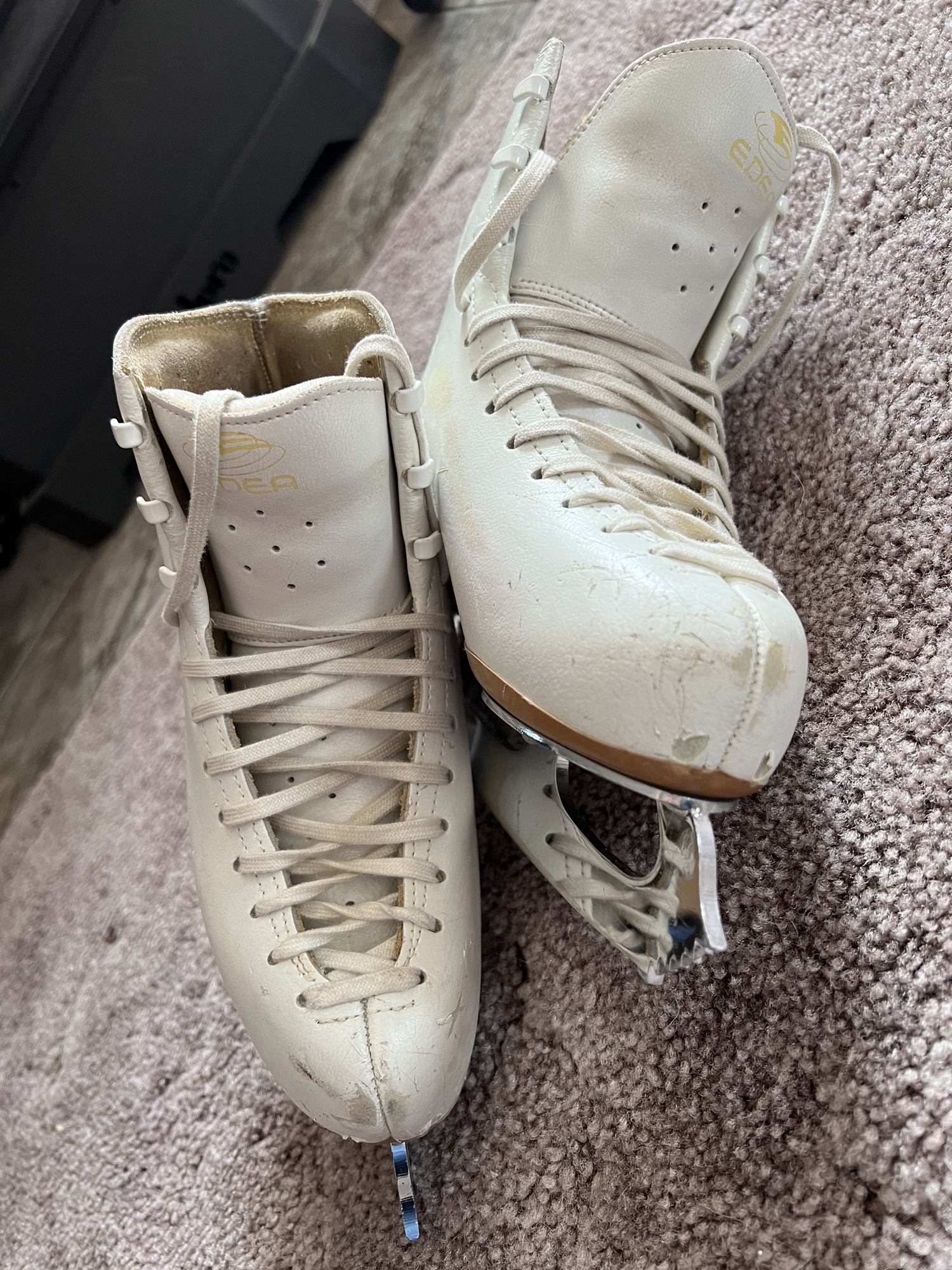 Edea Chorus 225 figure skates with MK Sheffield Professional Freestyle