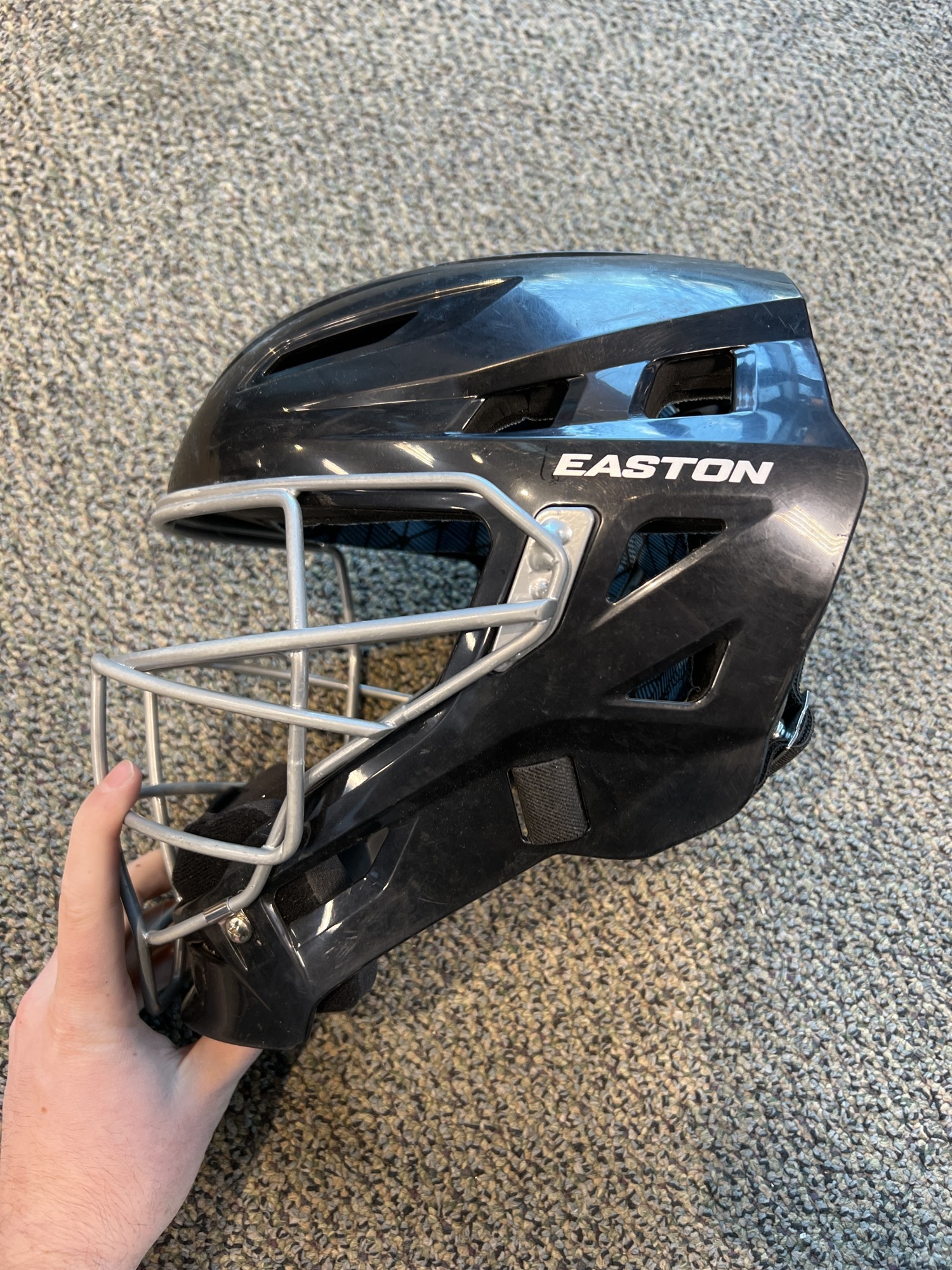 Used Youth Easton Catcher's Mask SidelineSwap