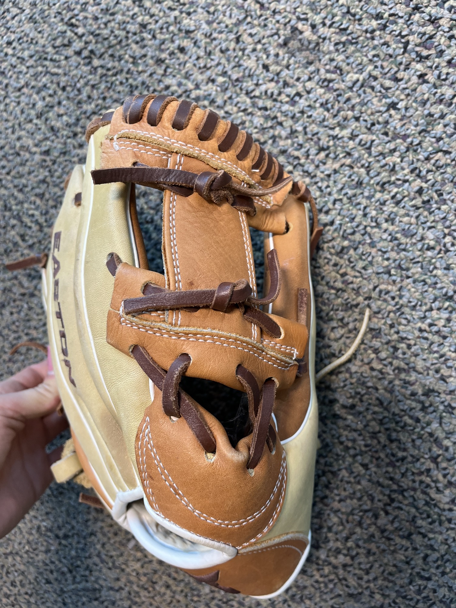 Tan Used Easton X series Right Hand Throw Infield Baseball Glove 11.5