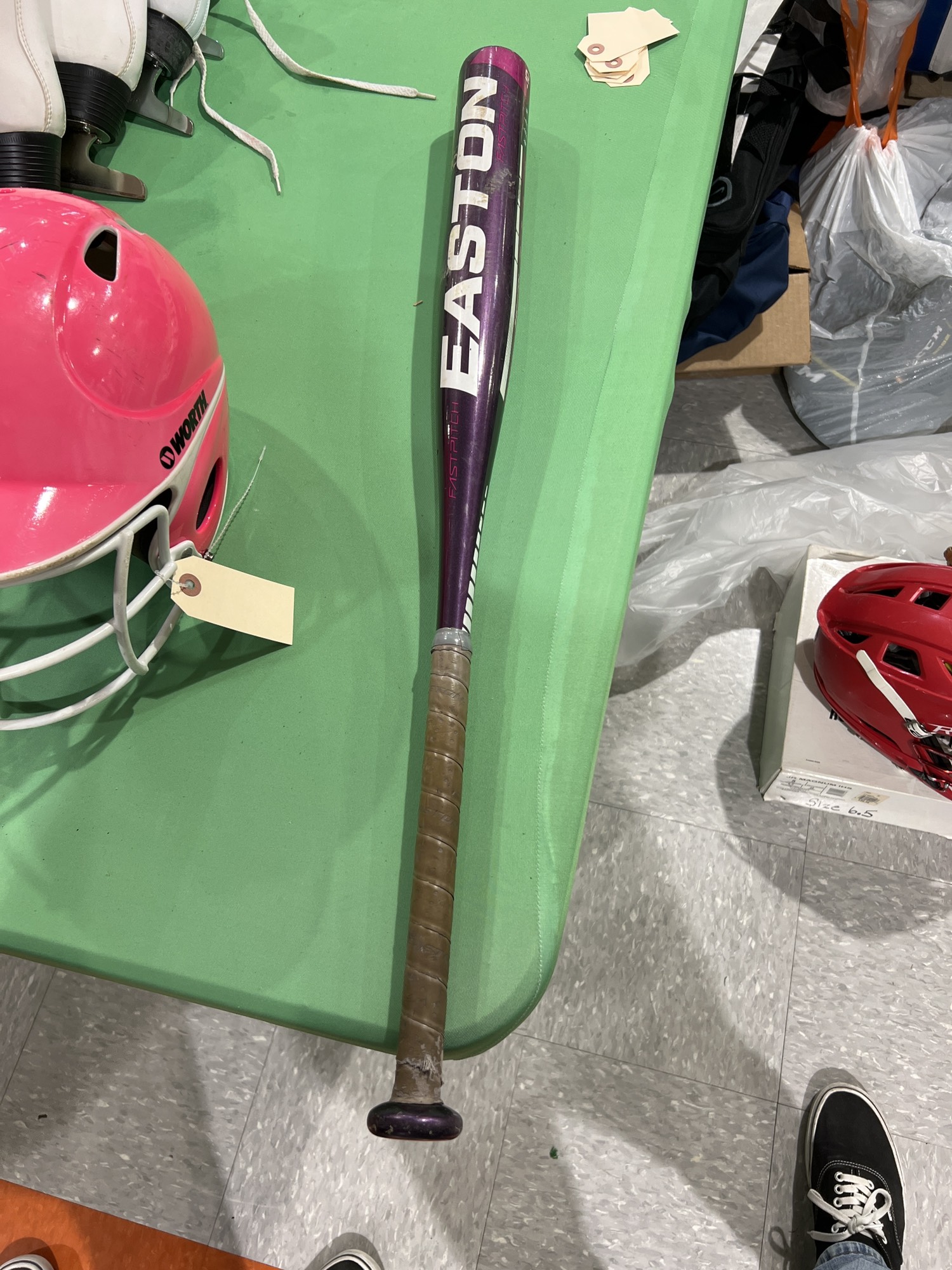 Used Easton Ghost Alloy Bat 10 20OZ 30" with Pink Tee Ball Glove and