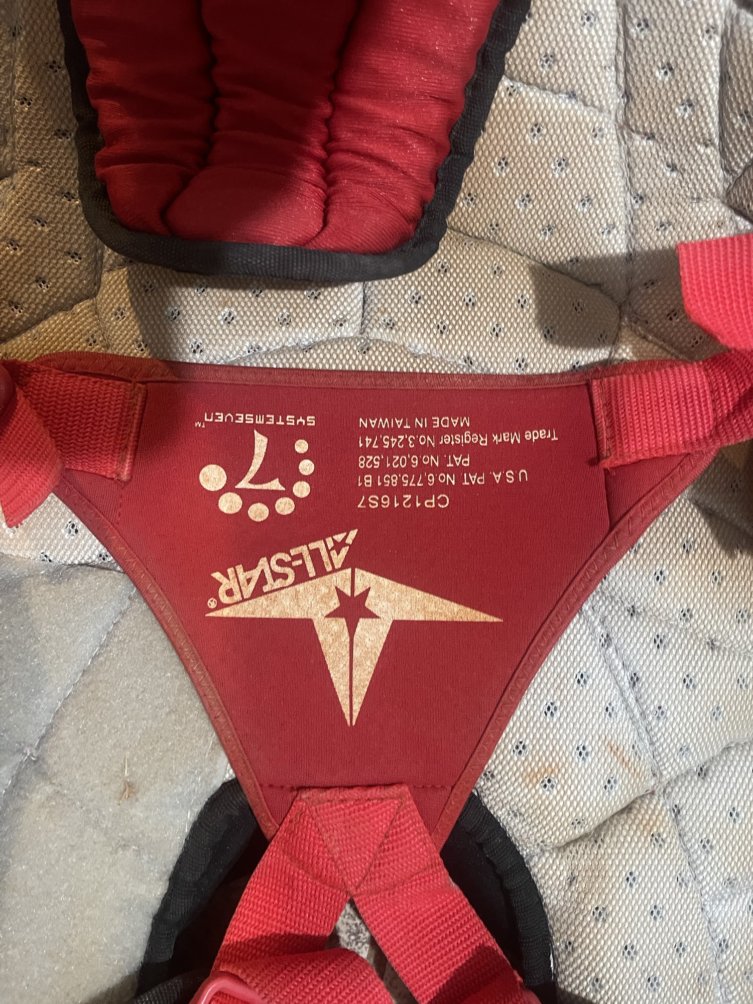 Black And Red All Star Catching Gear SidelineSwap