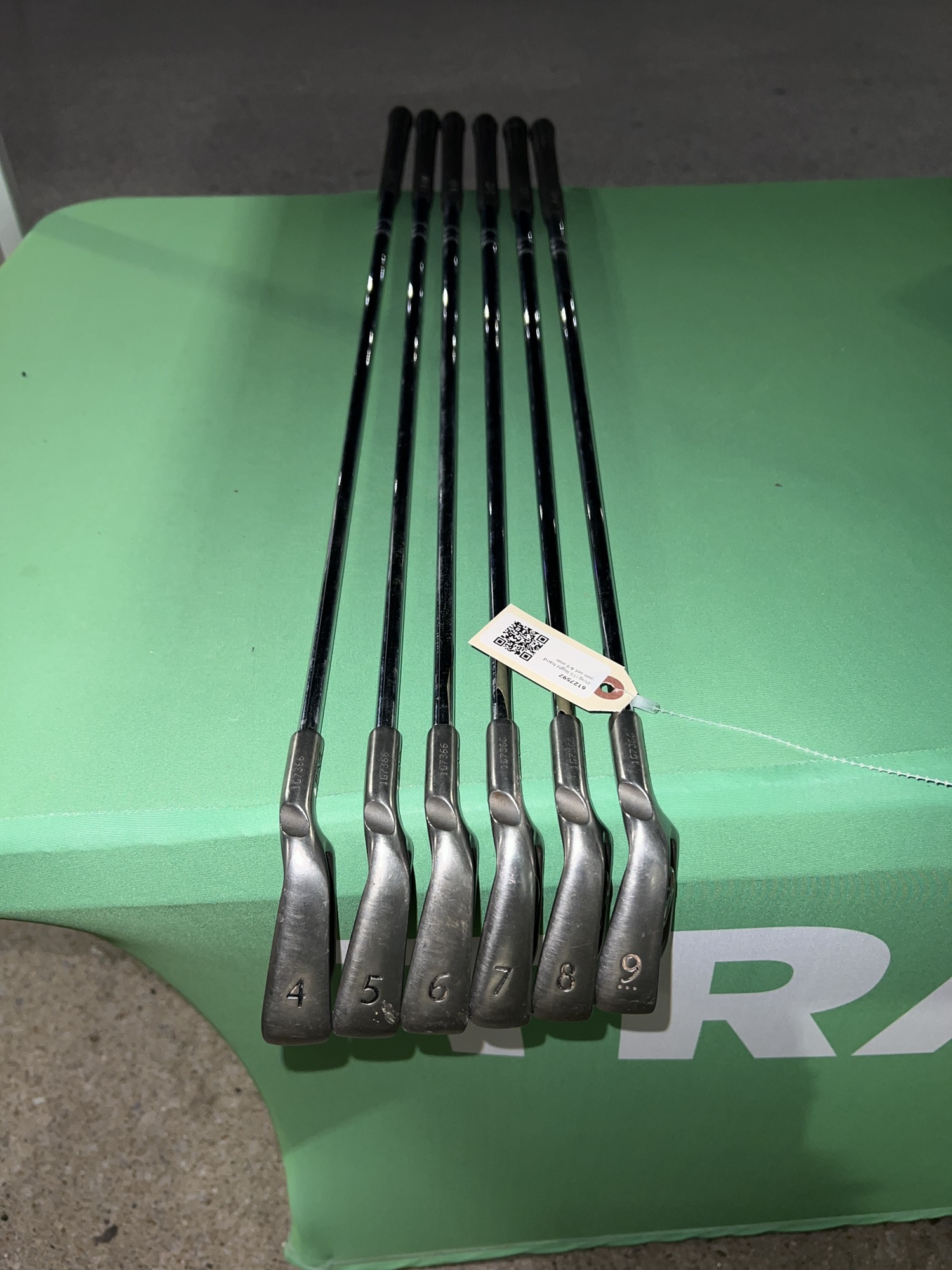Ping i15 Right Hand Iron Set (49 iron) SidelineSwap