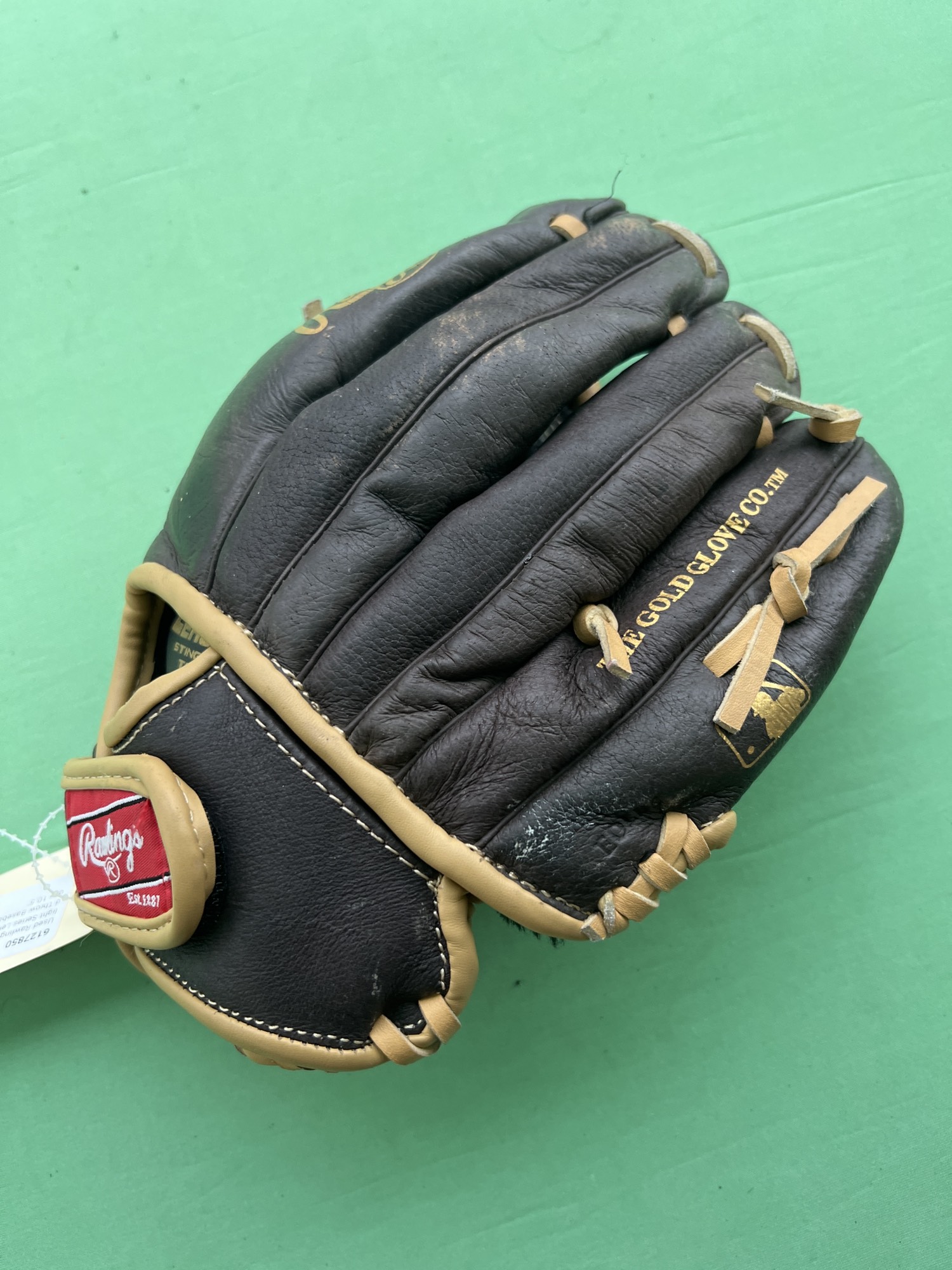 Used Rawlings Highlight Series Left Hand Throw Baseball Glove 10.5