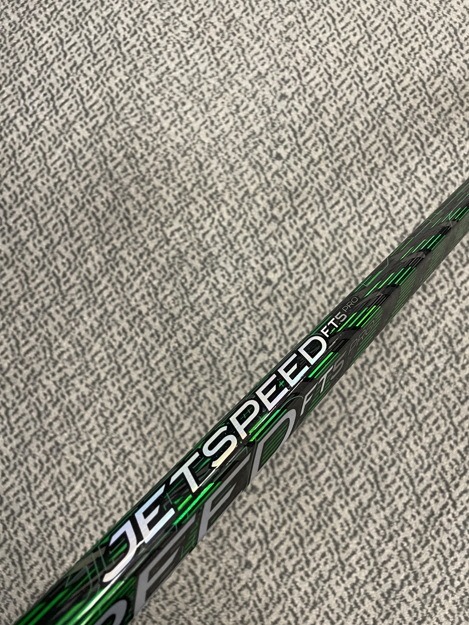 CCM Jetspeed FT5 Pro Green 75 flex P28 curve right hand stick ...