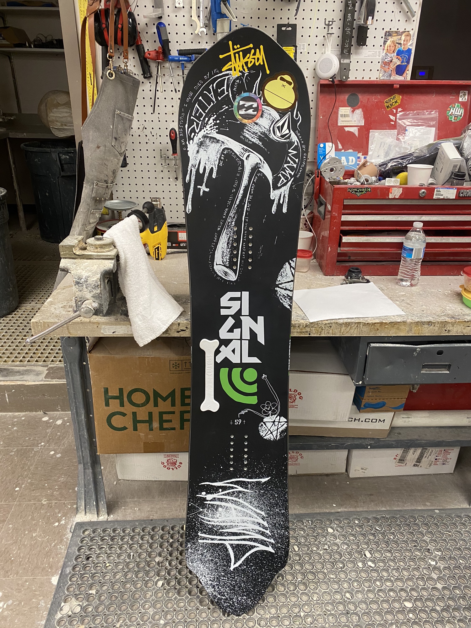 Men's Without Bindings Medium Flex Snowboard SidelineSwap