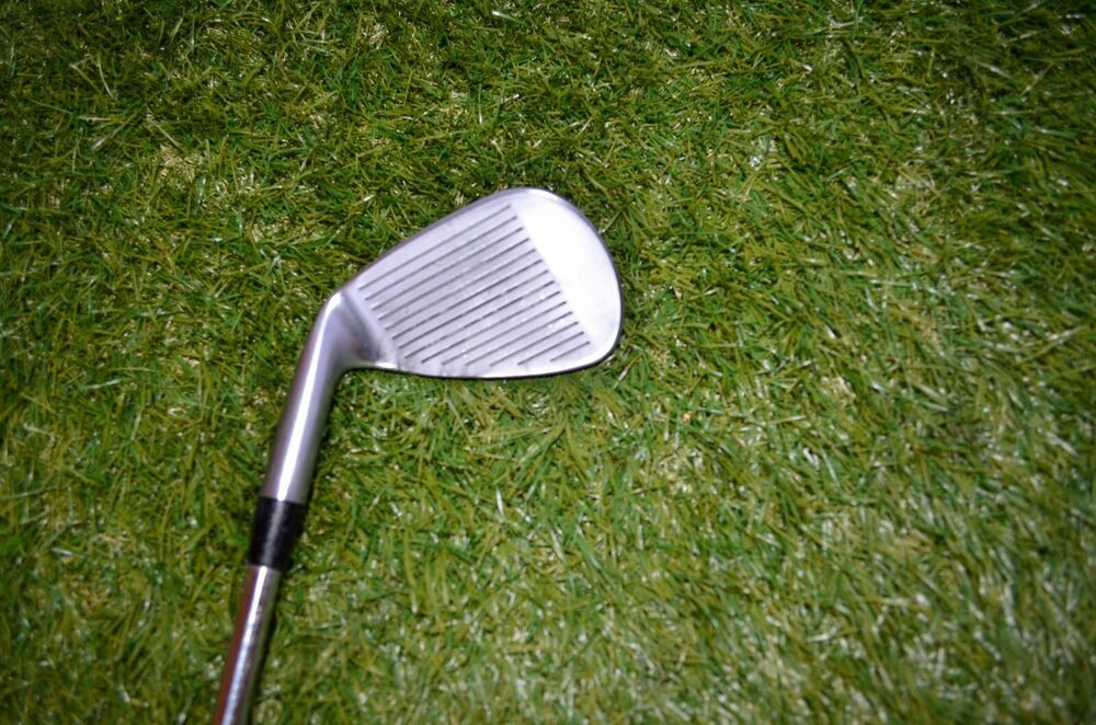Mizuno JPX 921 Gap Wedge RH 35.5" Steel Stiff CP2 Jumbo Grip SidelineSwap