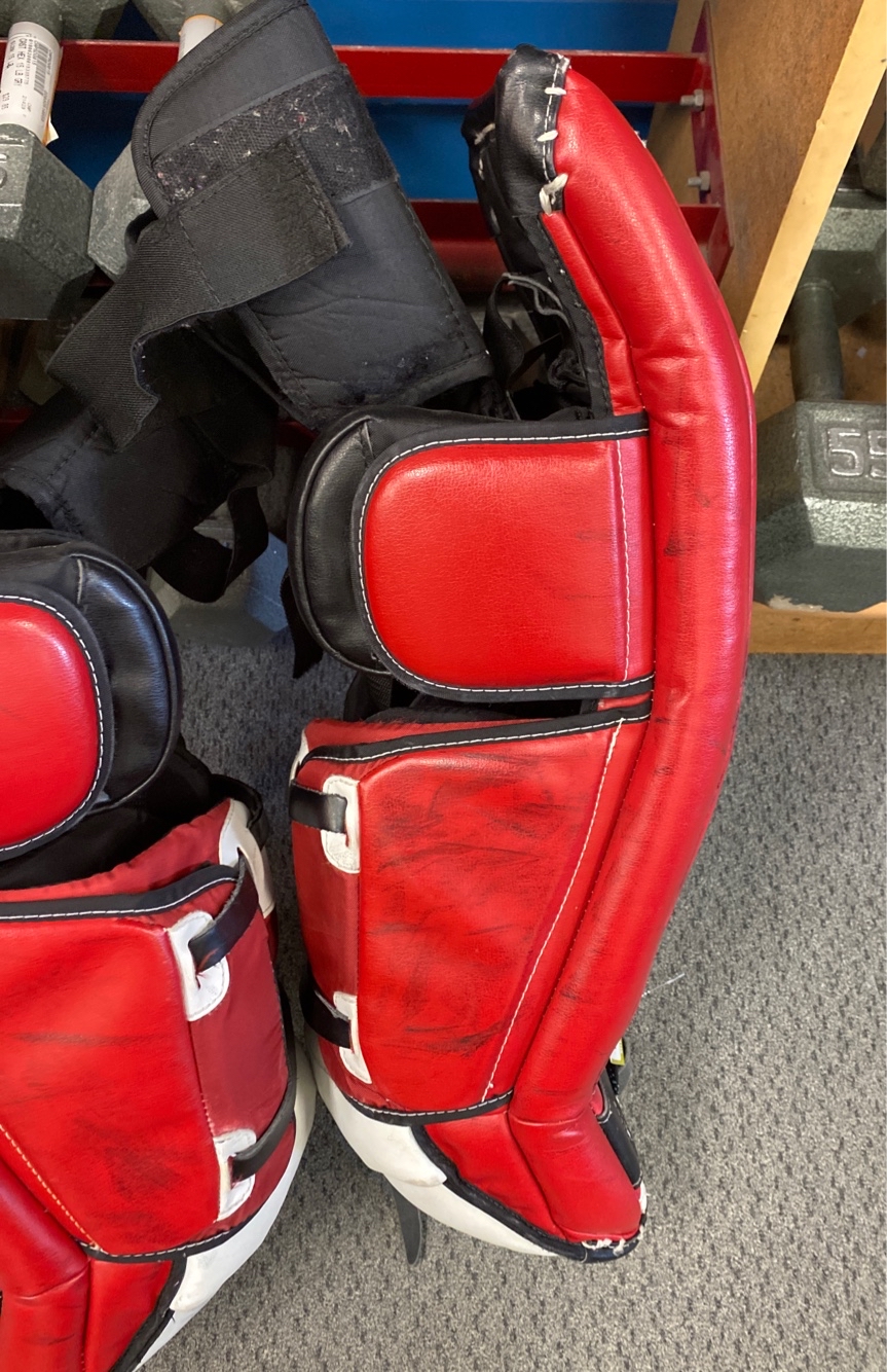 26" +1 Reebok 7000 JR Used Red Junior Goalie Leg Pads SidelineSwap