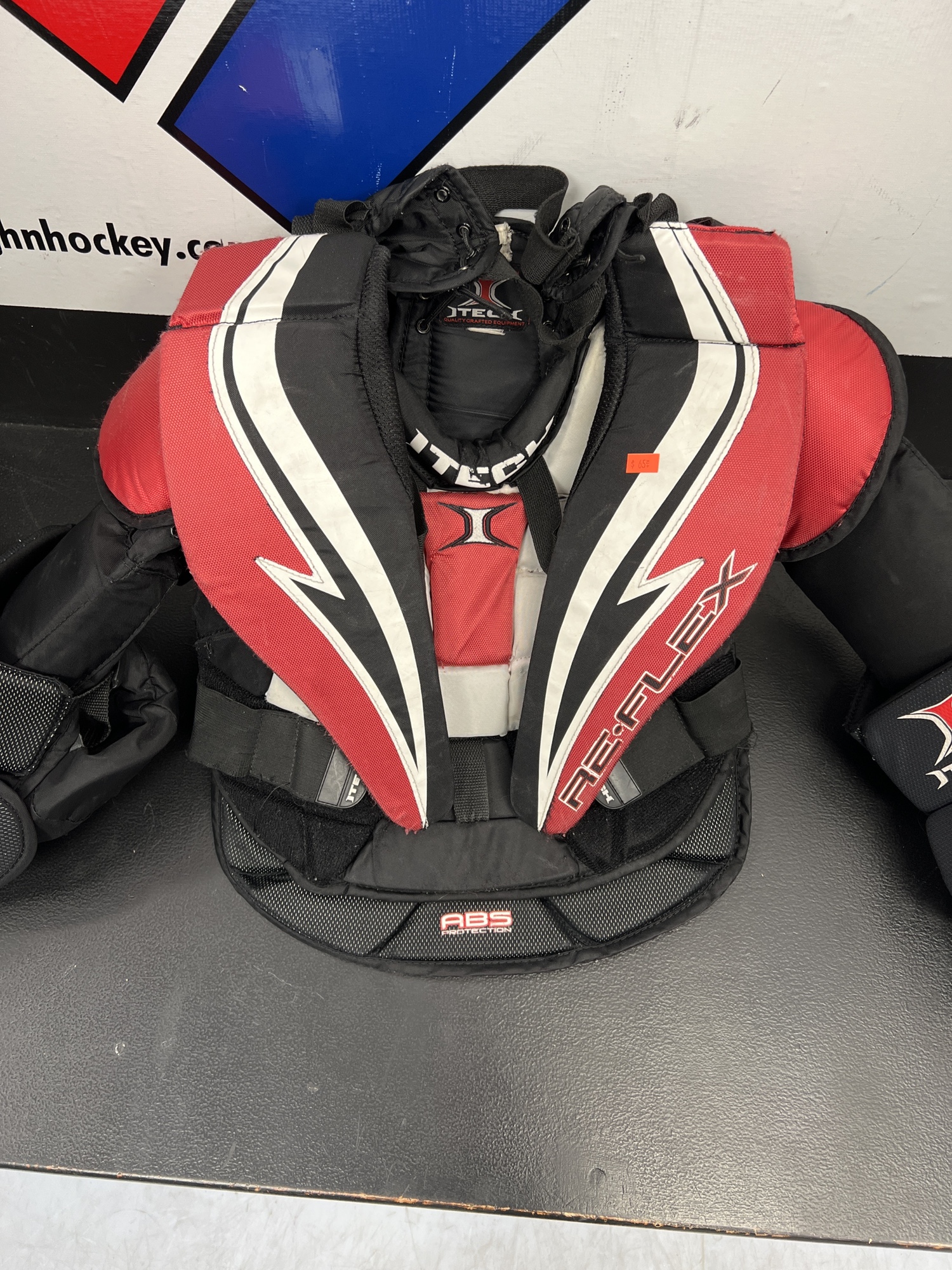 Large Itech Goalie Chest Protector SidelineSwap