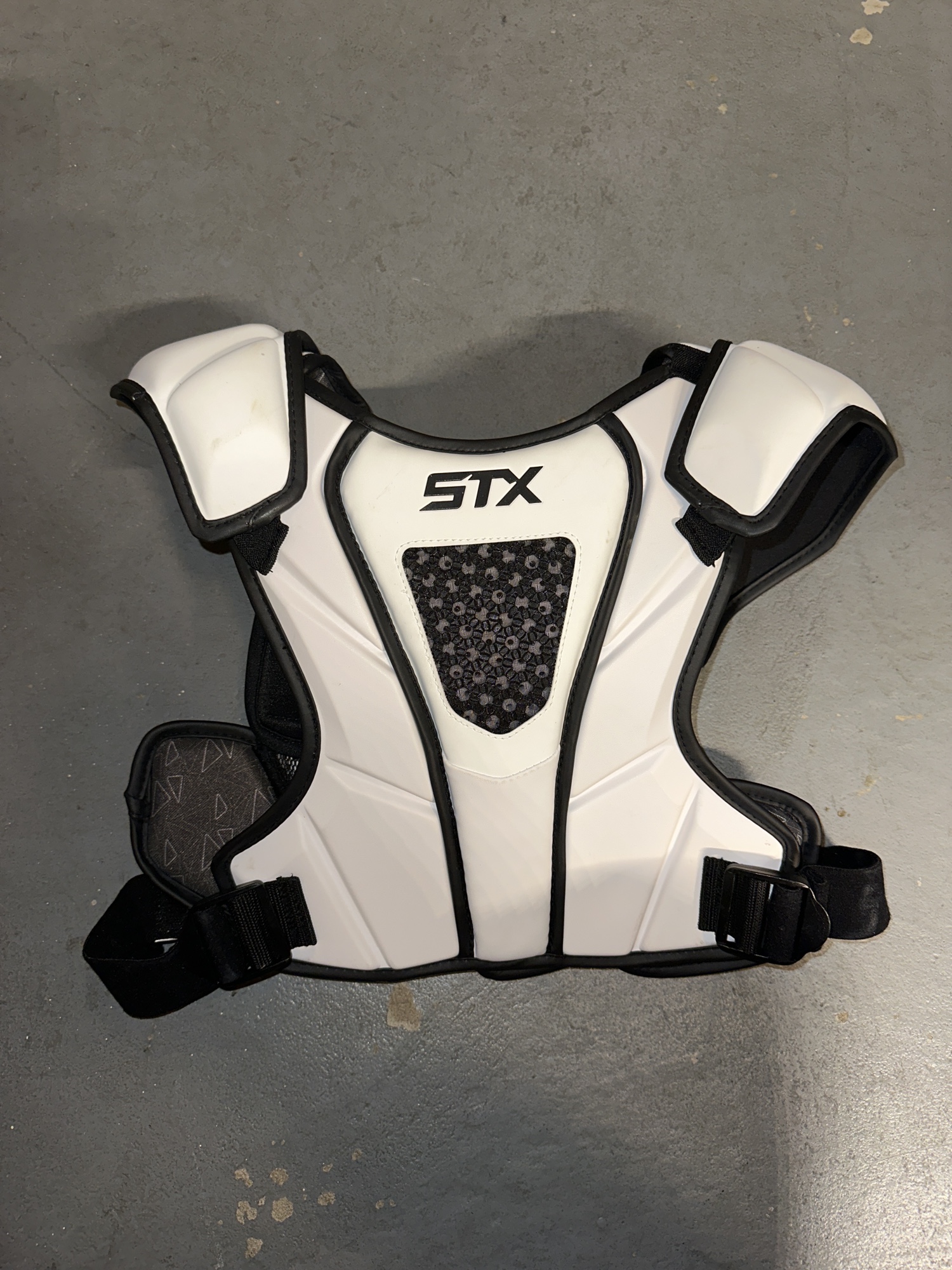 STX Cell IV Shoulder Pads SidelineSwap