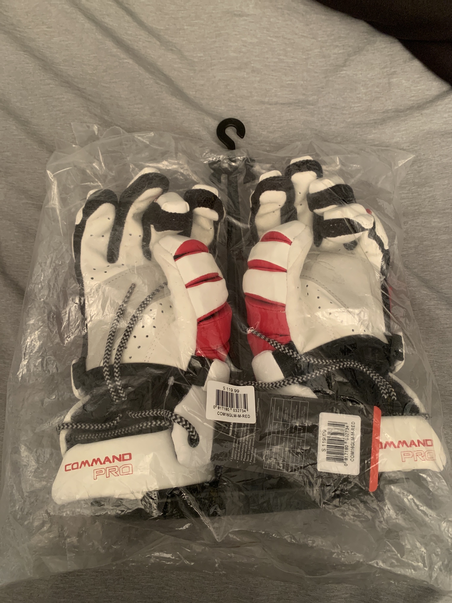 New Player's Under Armour Medium Command Lacrosse Gloves SidelineSwap