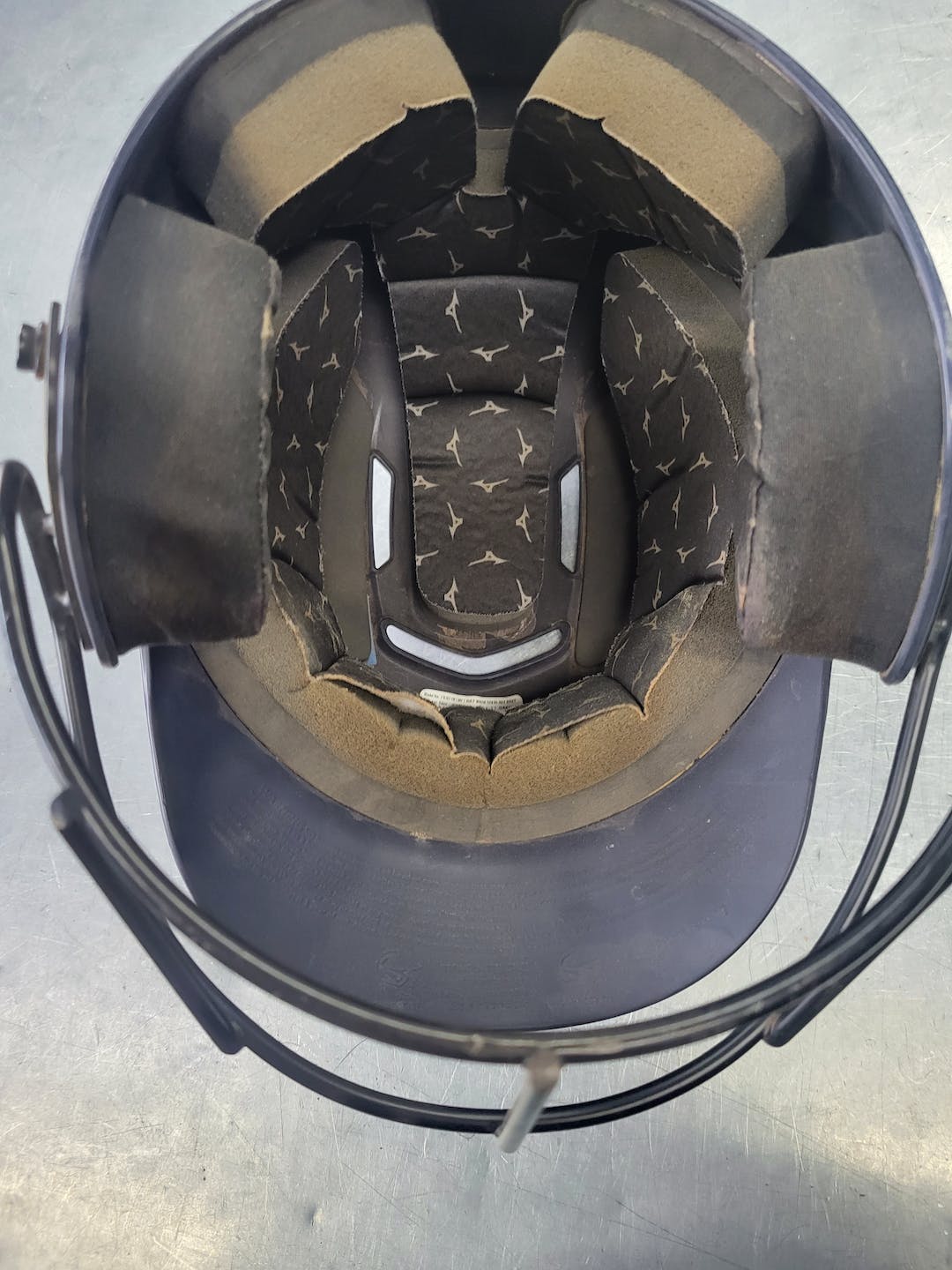 Used Mizuno Helmet W Mask One Size Standard Baseball And Softball