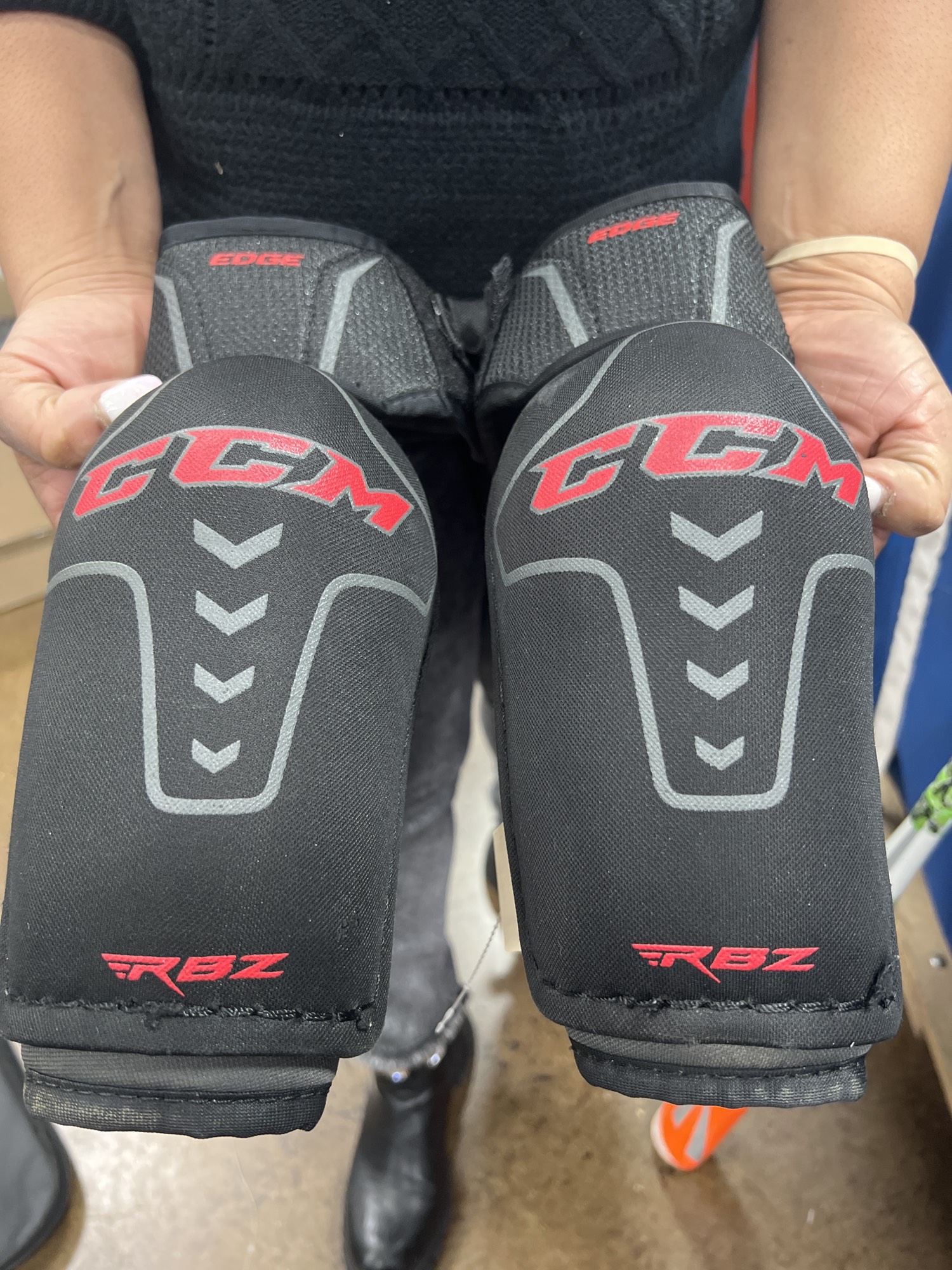 Used Large CCM RBZ Edge Elbow Pads SidelineSwap