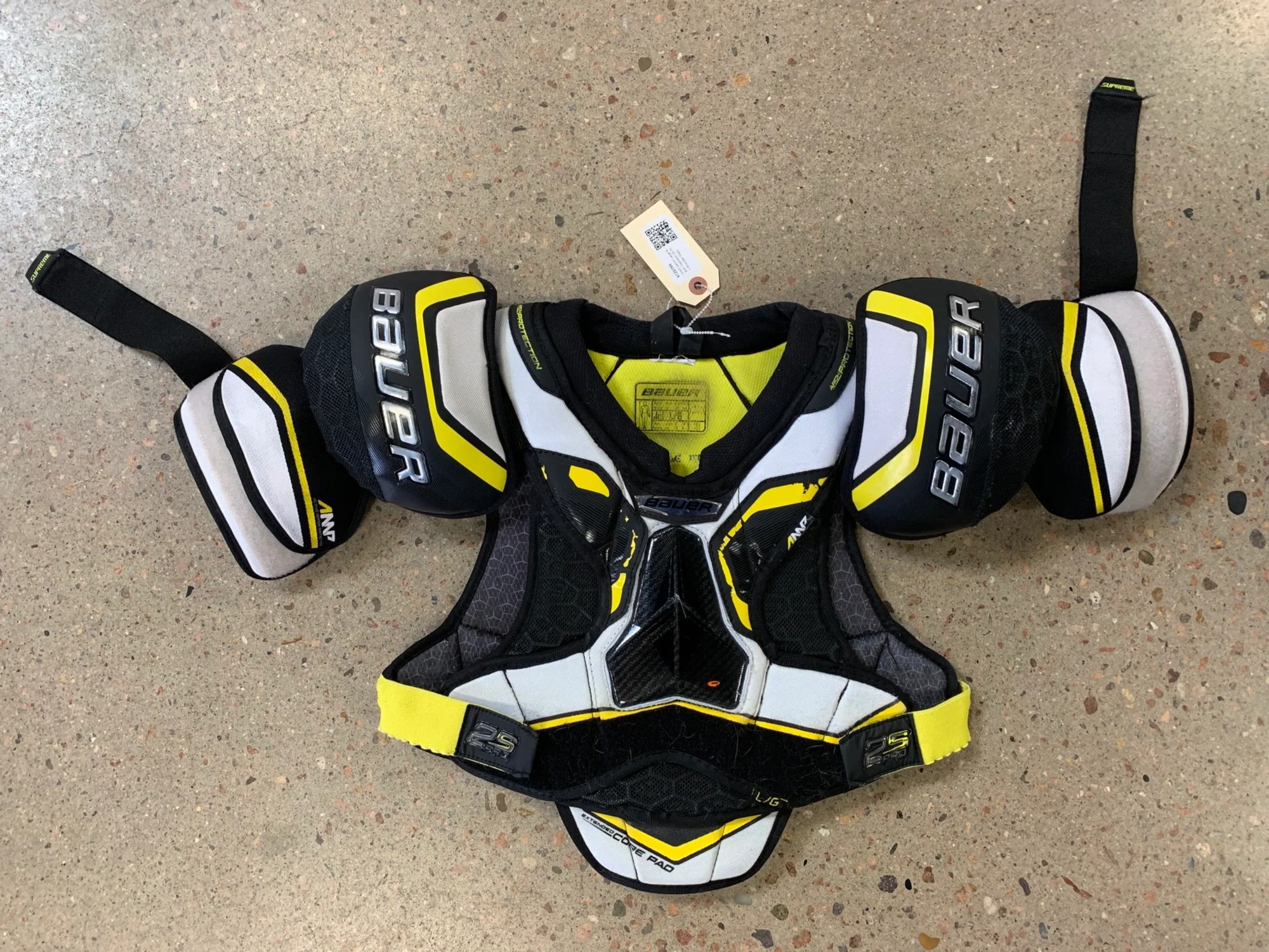Used Junior Large Bauer Supreme 2S Pro Shoulder Pads SidelineSwap
