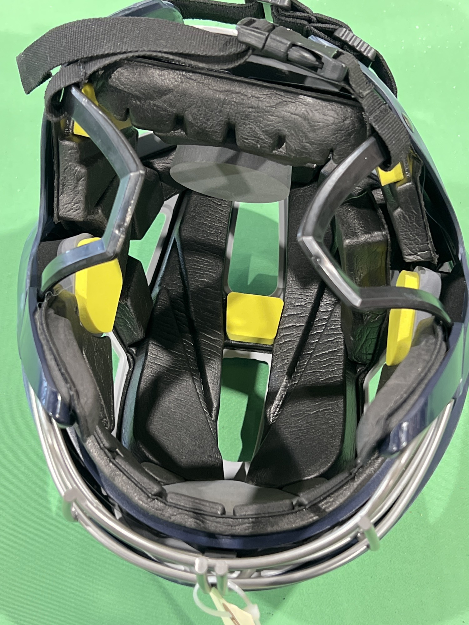 Used Cascade Goggles SidelineSwap