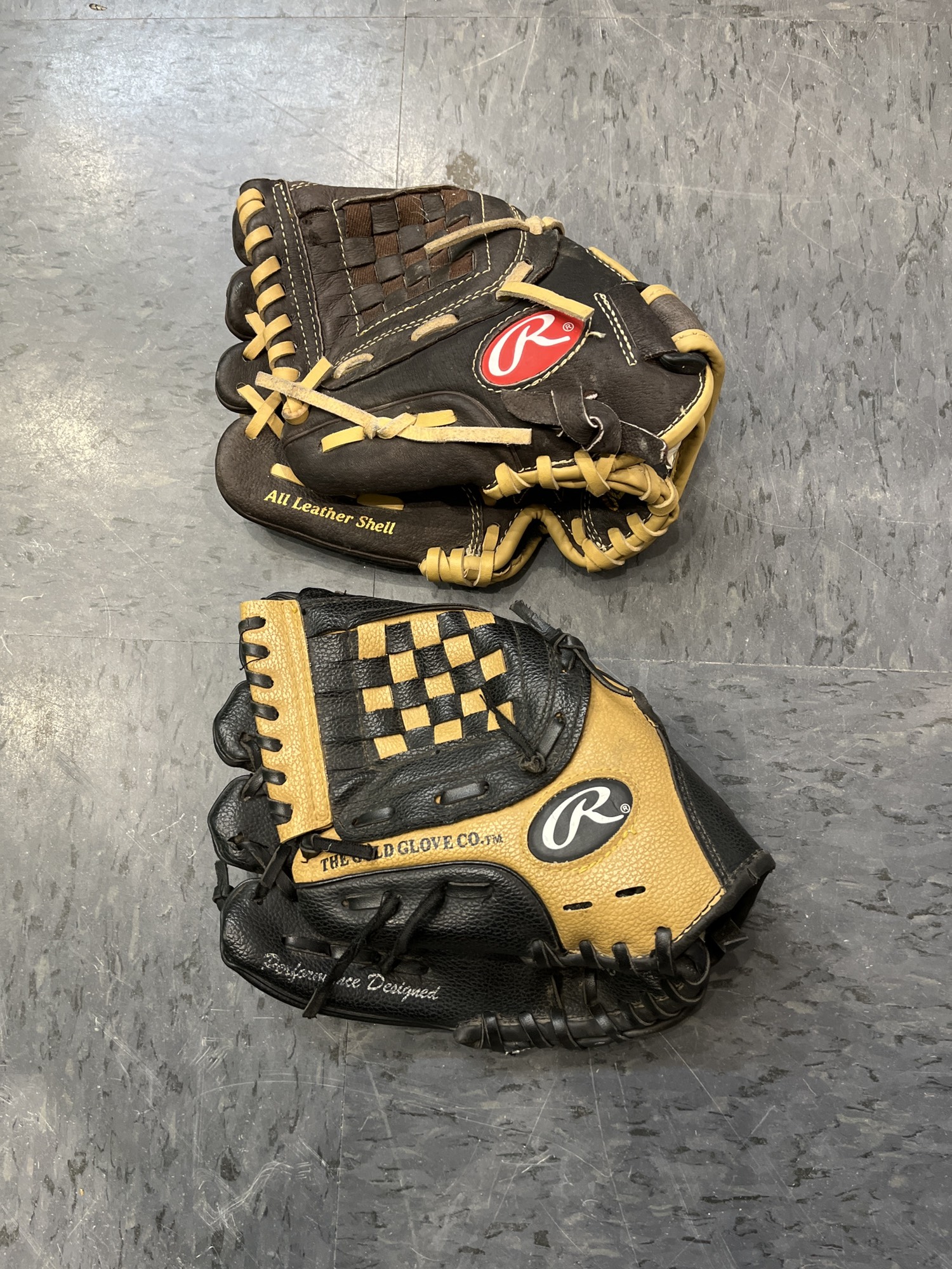 Used Rawlings Left Hand Throw Infield Baseball Glove 10" Bundle (2