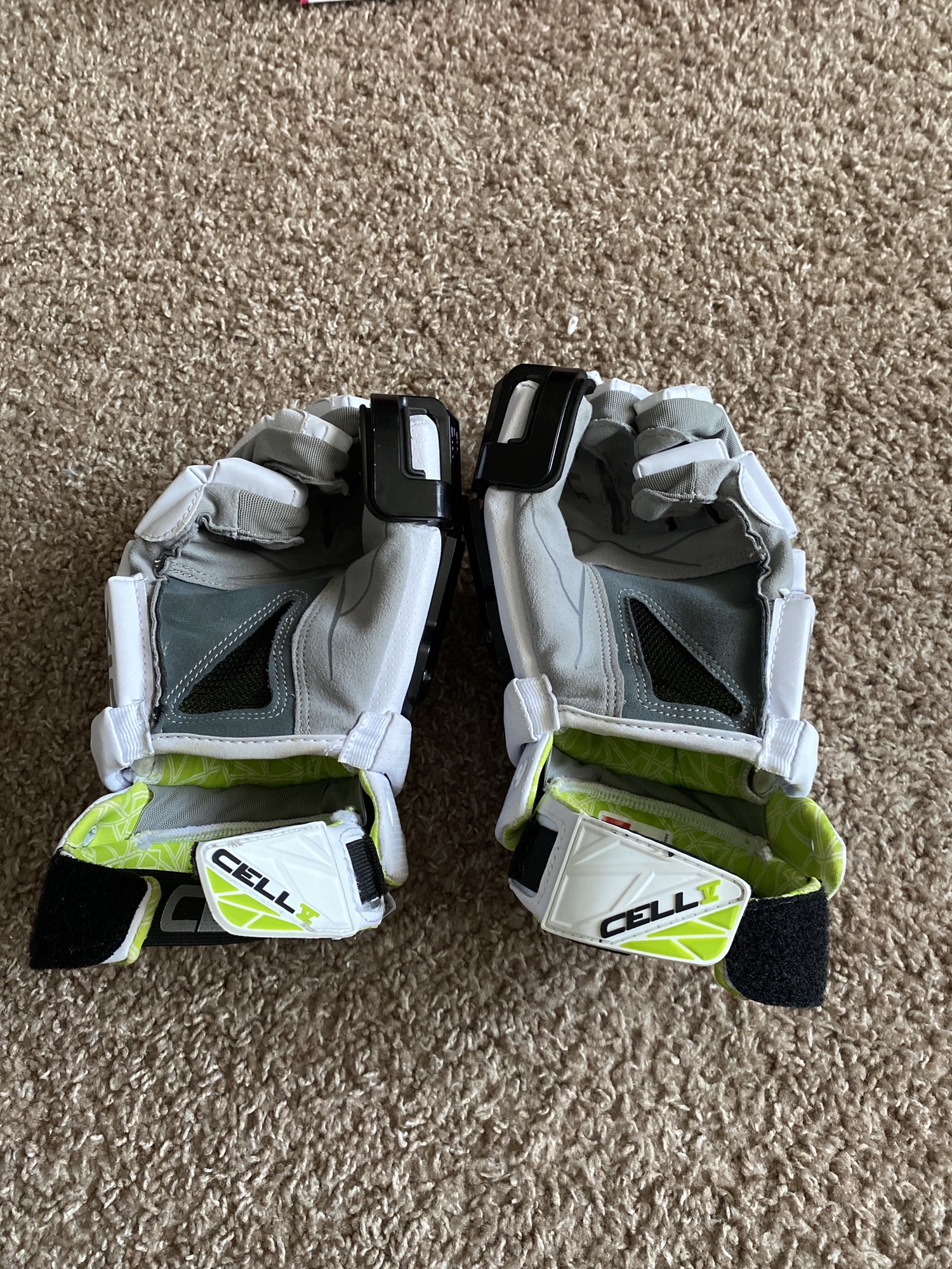 New stx cell v goalie gloves SidelineSwap