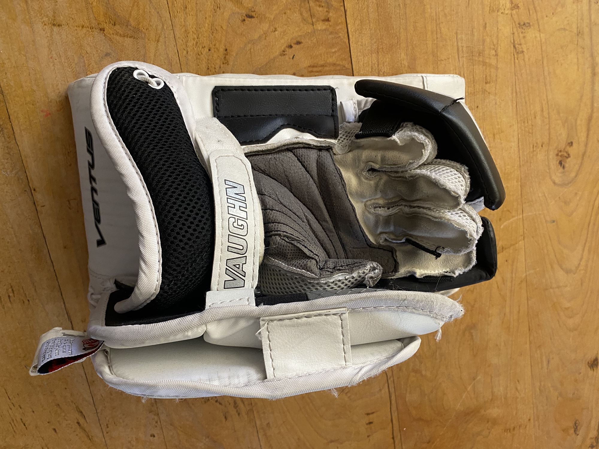 Vaughn Ventus SLR Youth Ice Hockey Goalie Blocker White Black Yth SidelineSwap