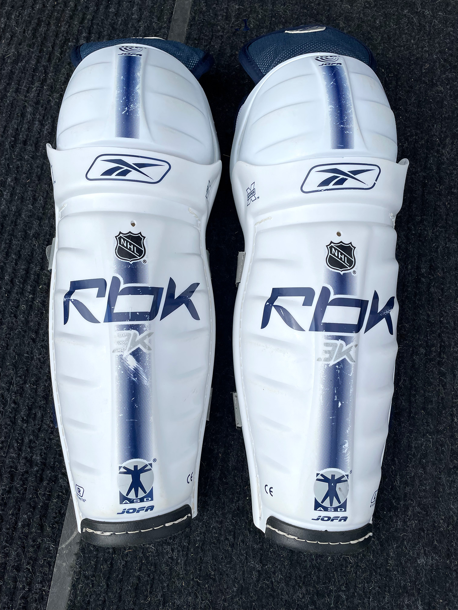 Used Jofa Reebok RBK Shin Guards Senior, Rare size and condition