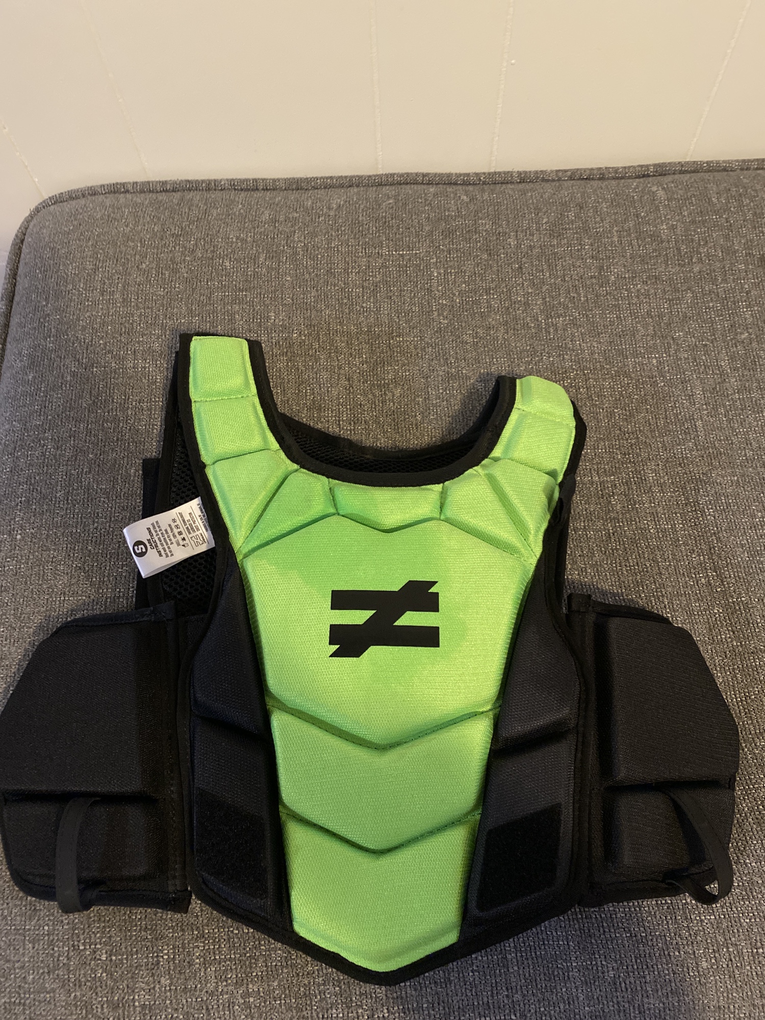 UNEQUAL Lacrosse Mid Field shoulder pads, Chest pads, Back Protector