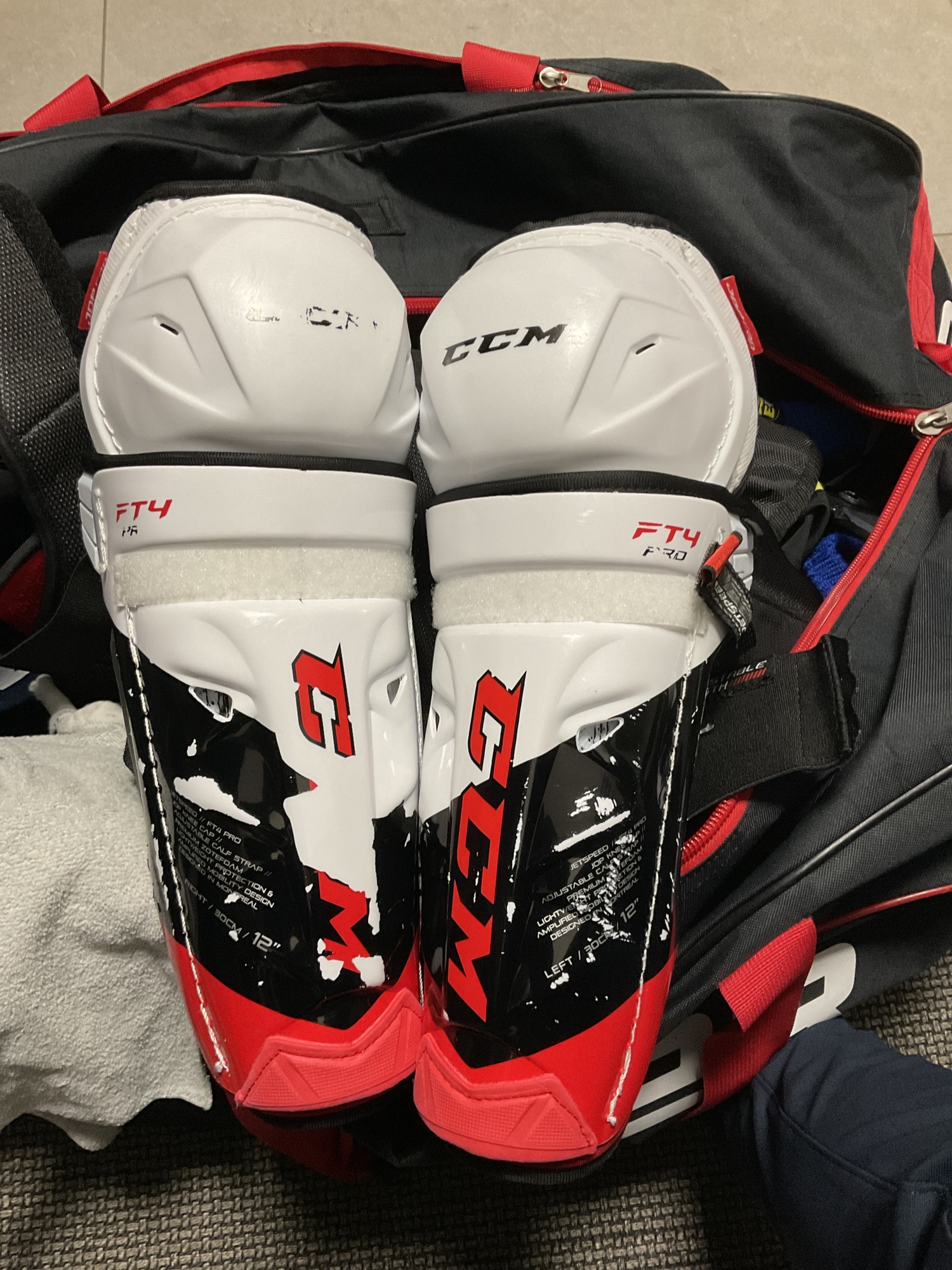 Used CCM Jetspeed FT4 pro Shin Pads SidelineSwap