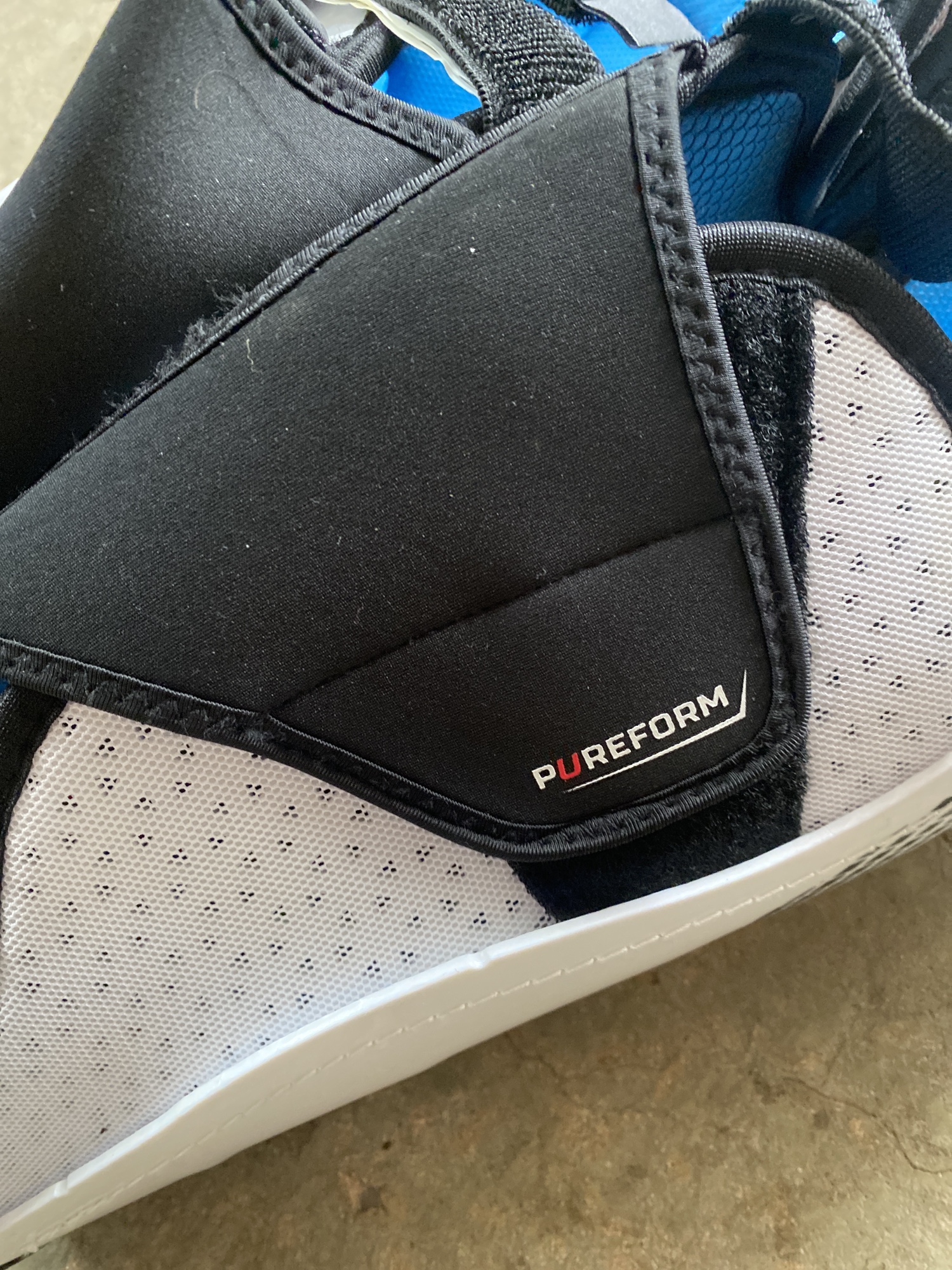 STX SURGEON RX3 Hockey Shin Guards SidelineSwap