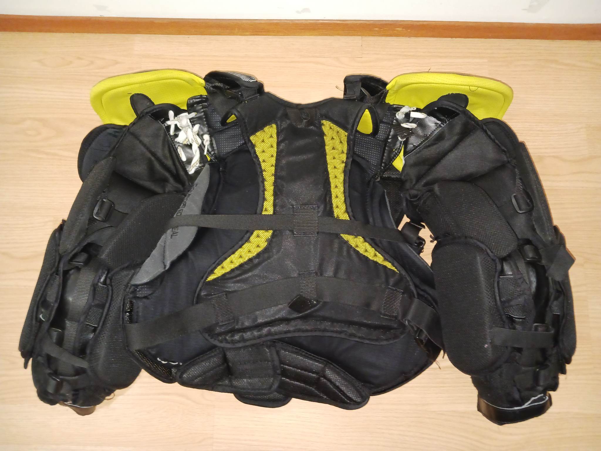 MODDED Bauer 2S Pro Goalie Chest Protector SidelineSwap