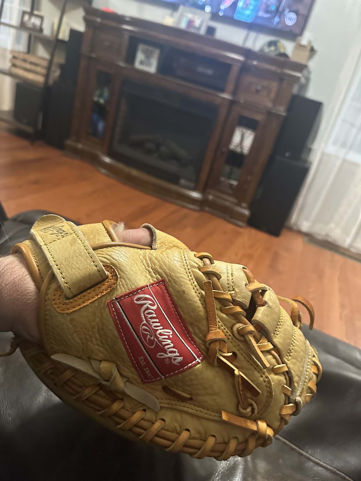 Rawlings RCM33 Catchers Glove SidelineSwap